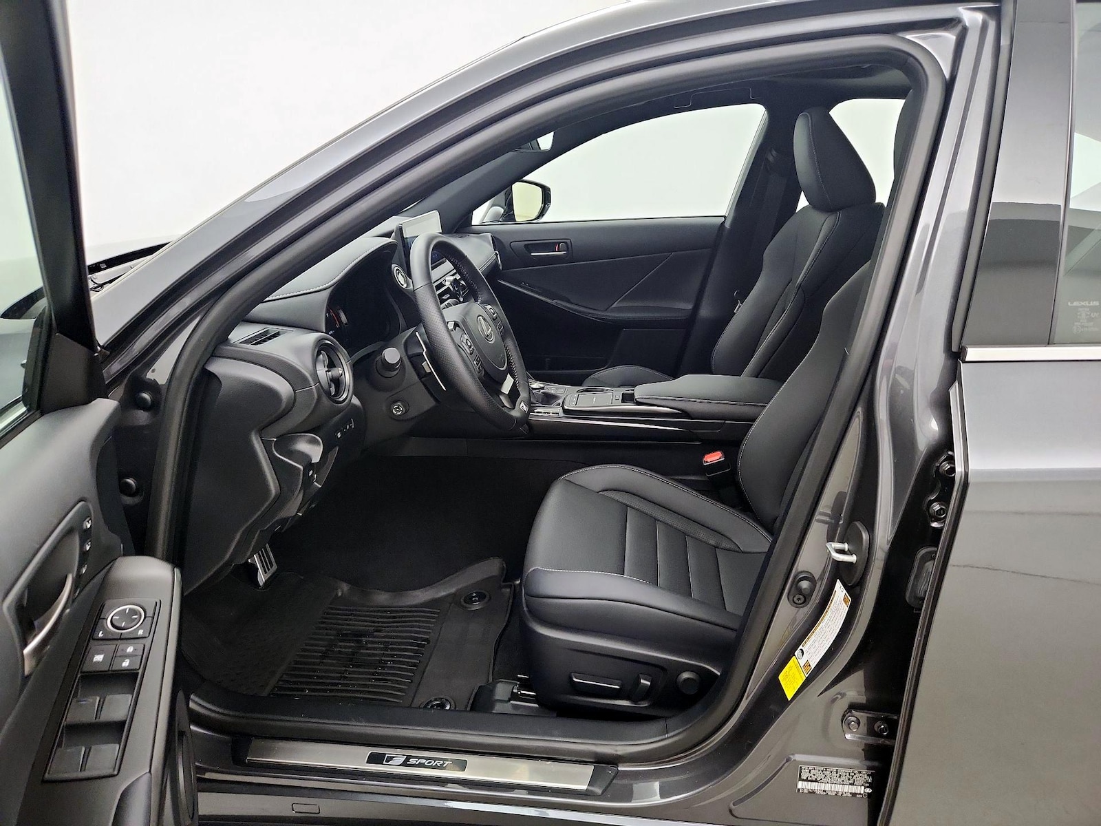 2024 Lexus IS 350 F SPORT - Photo 12