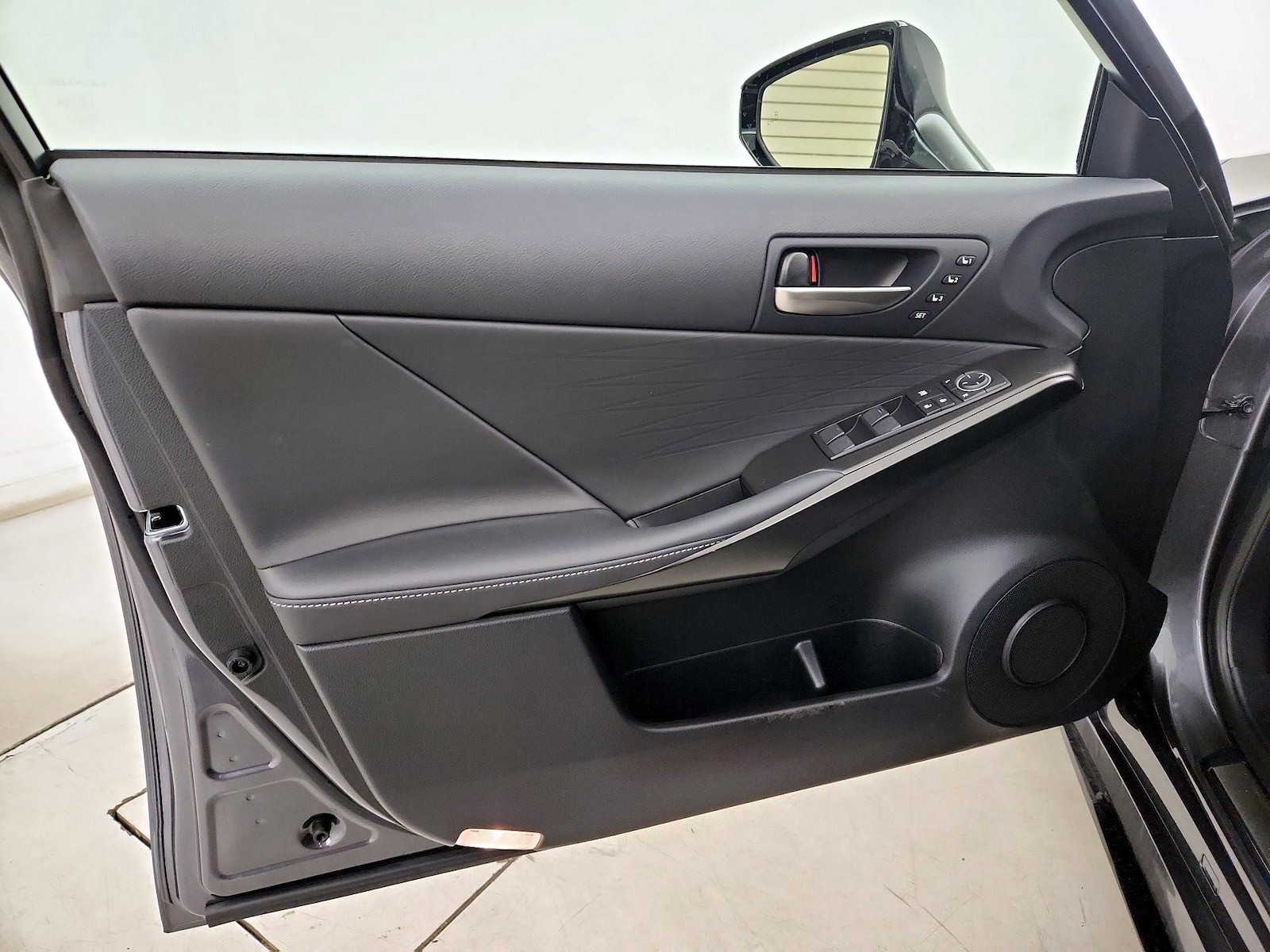 2024 Lexus IS 350 F SPORT - Photo 13