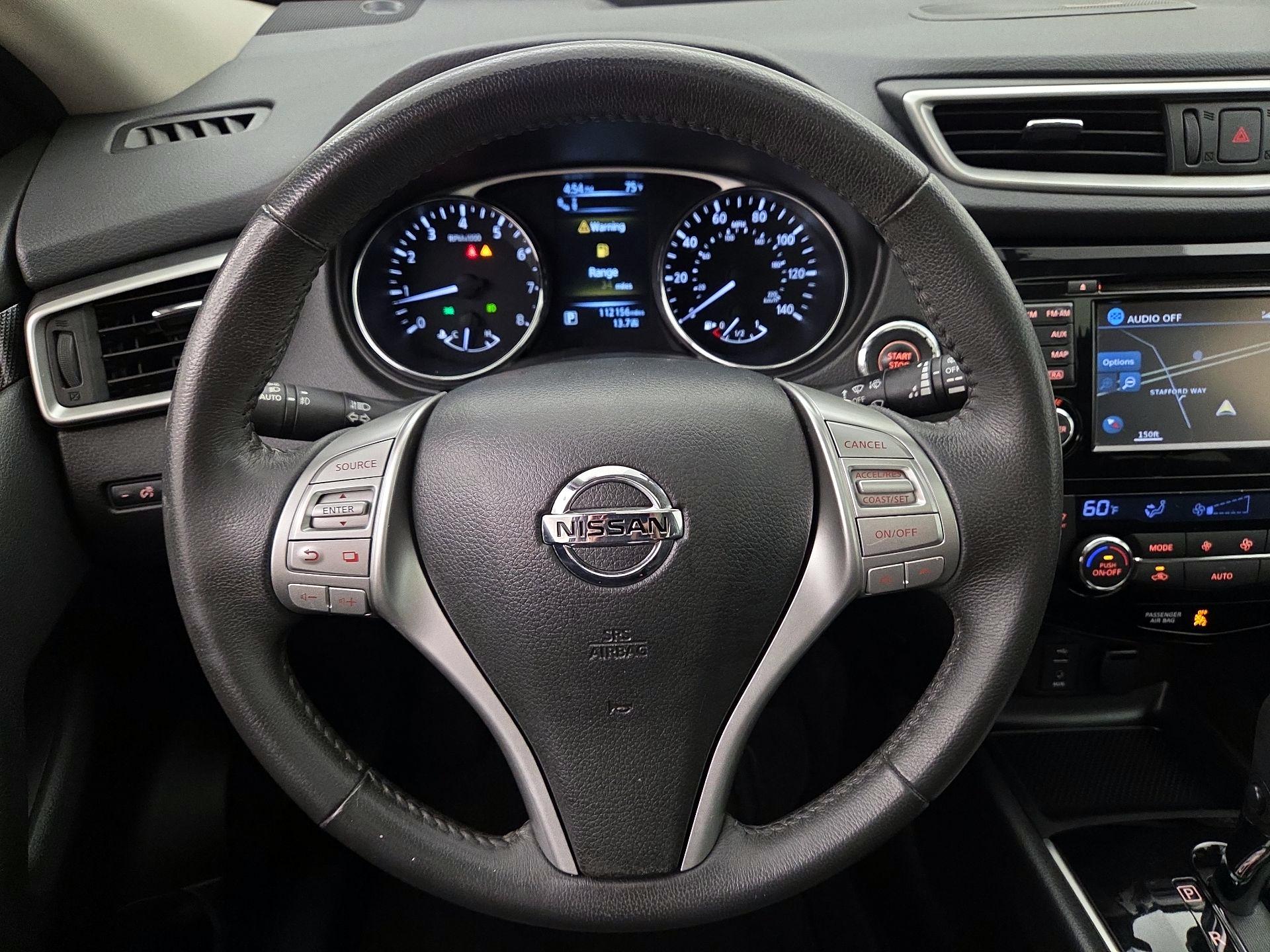 Thumbnail: 2016 Nissan Rogue - 10