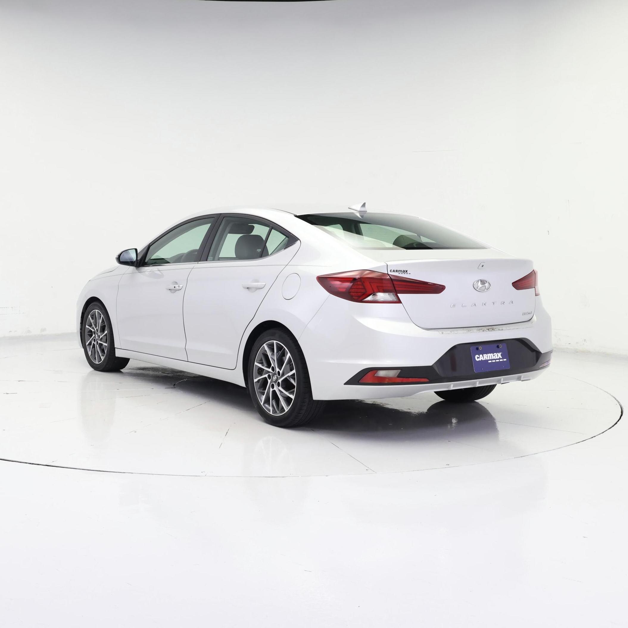 Thumbnail: 2019 Hyundai Elantra - 2