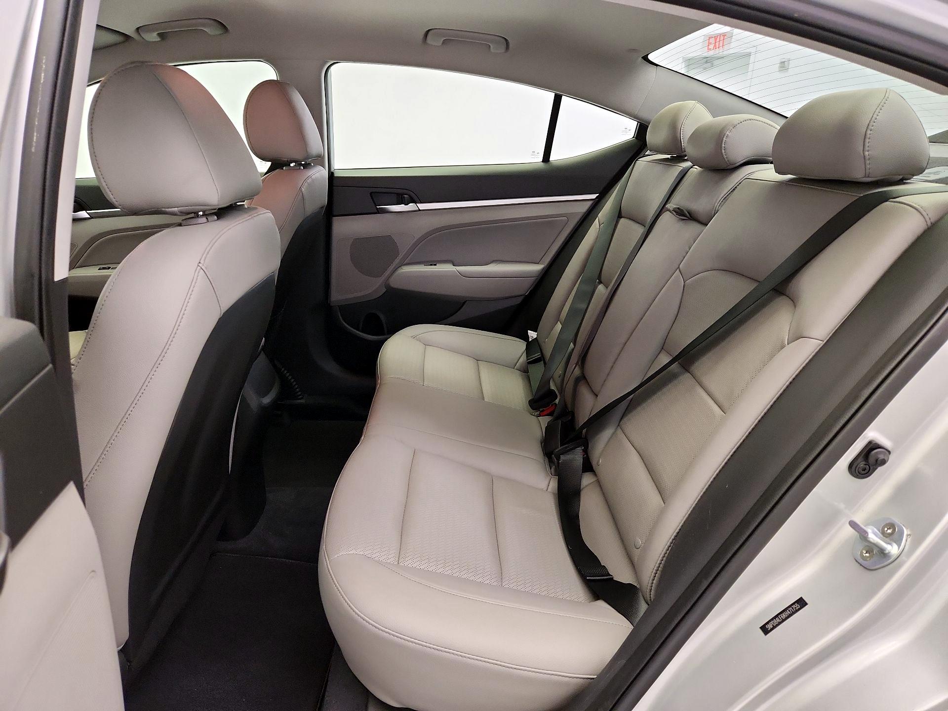 Thumbnail: 2019 Hyundai Elantra - 19