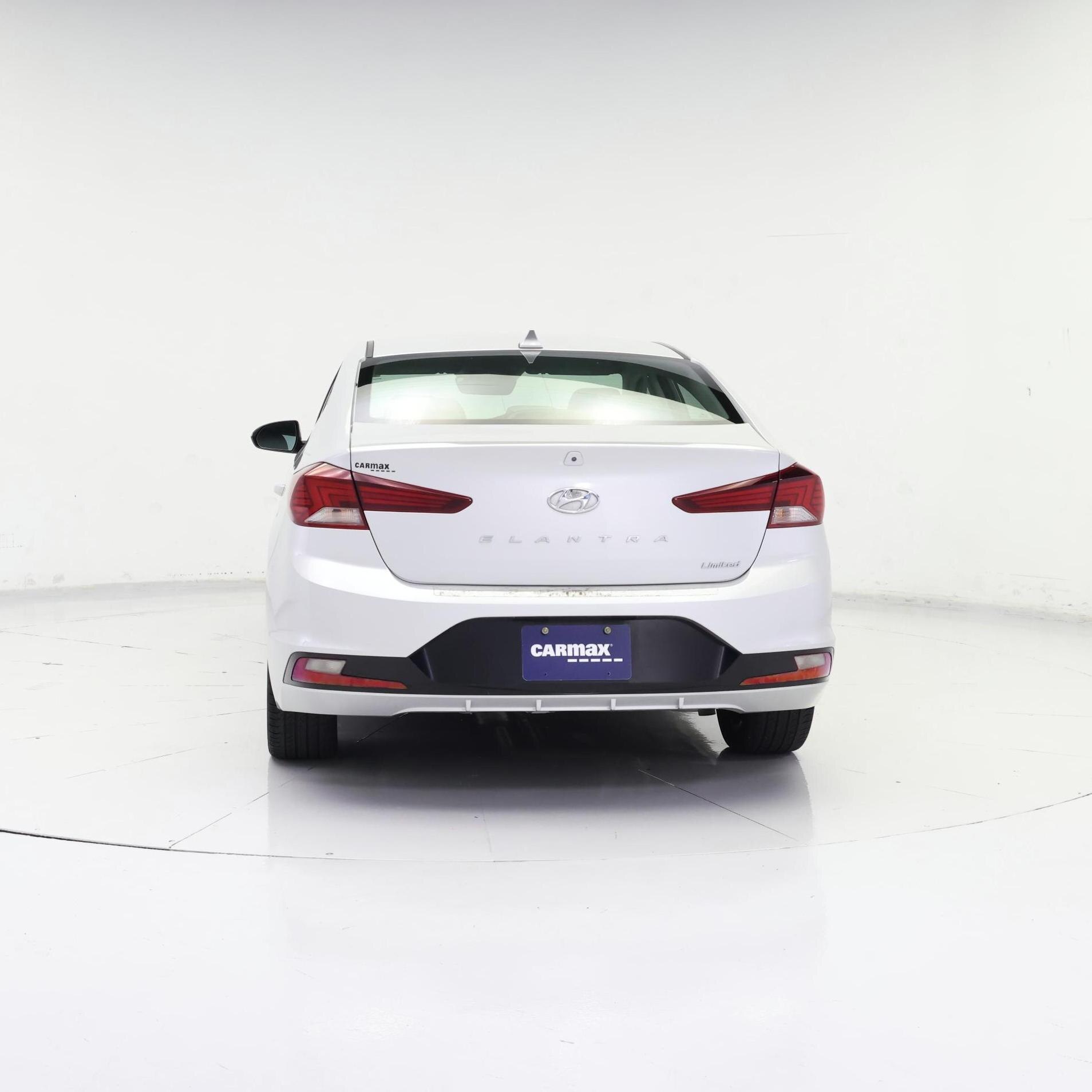 Thumbnail: 2019 Hyundai Elantra - 6