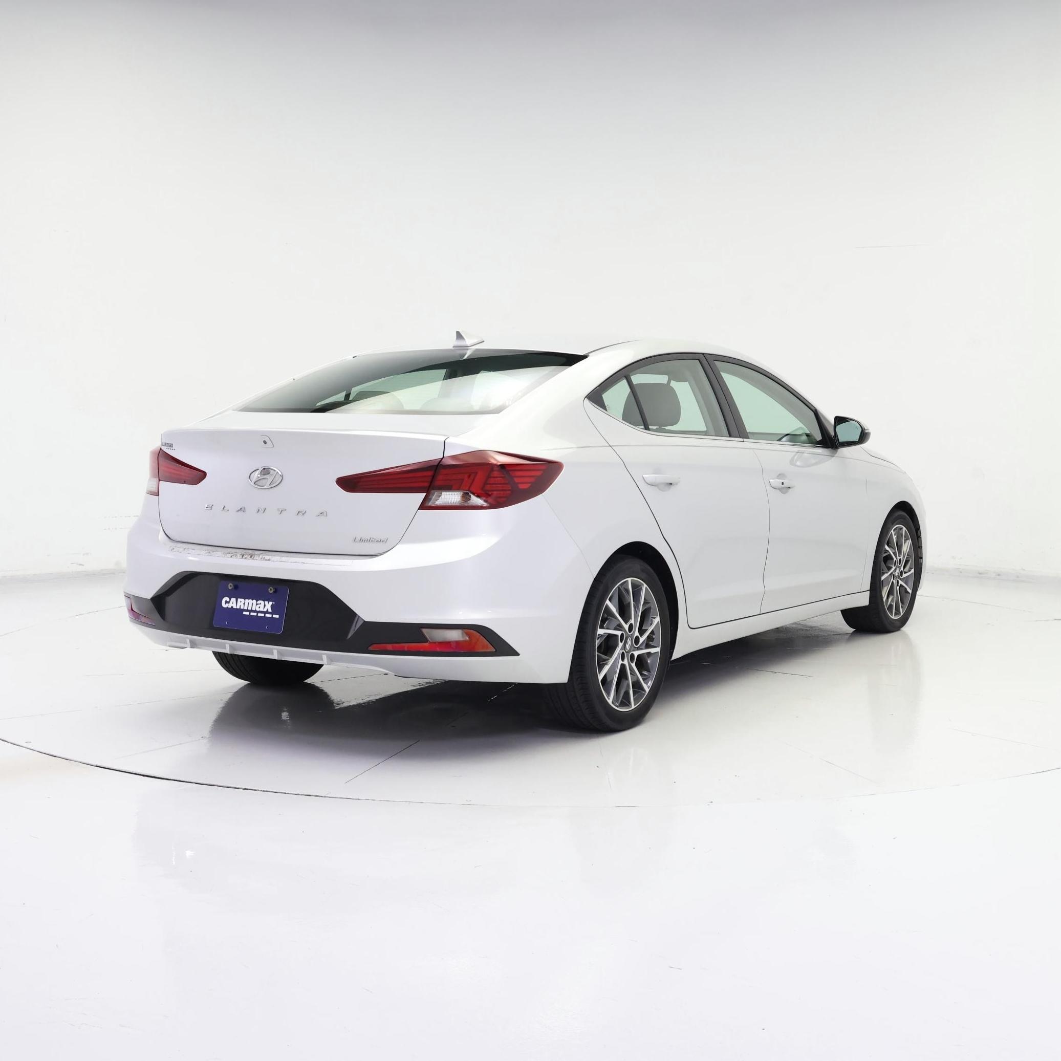 Thumbnail: 2019 Hyundai Elantra - 8