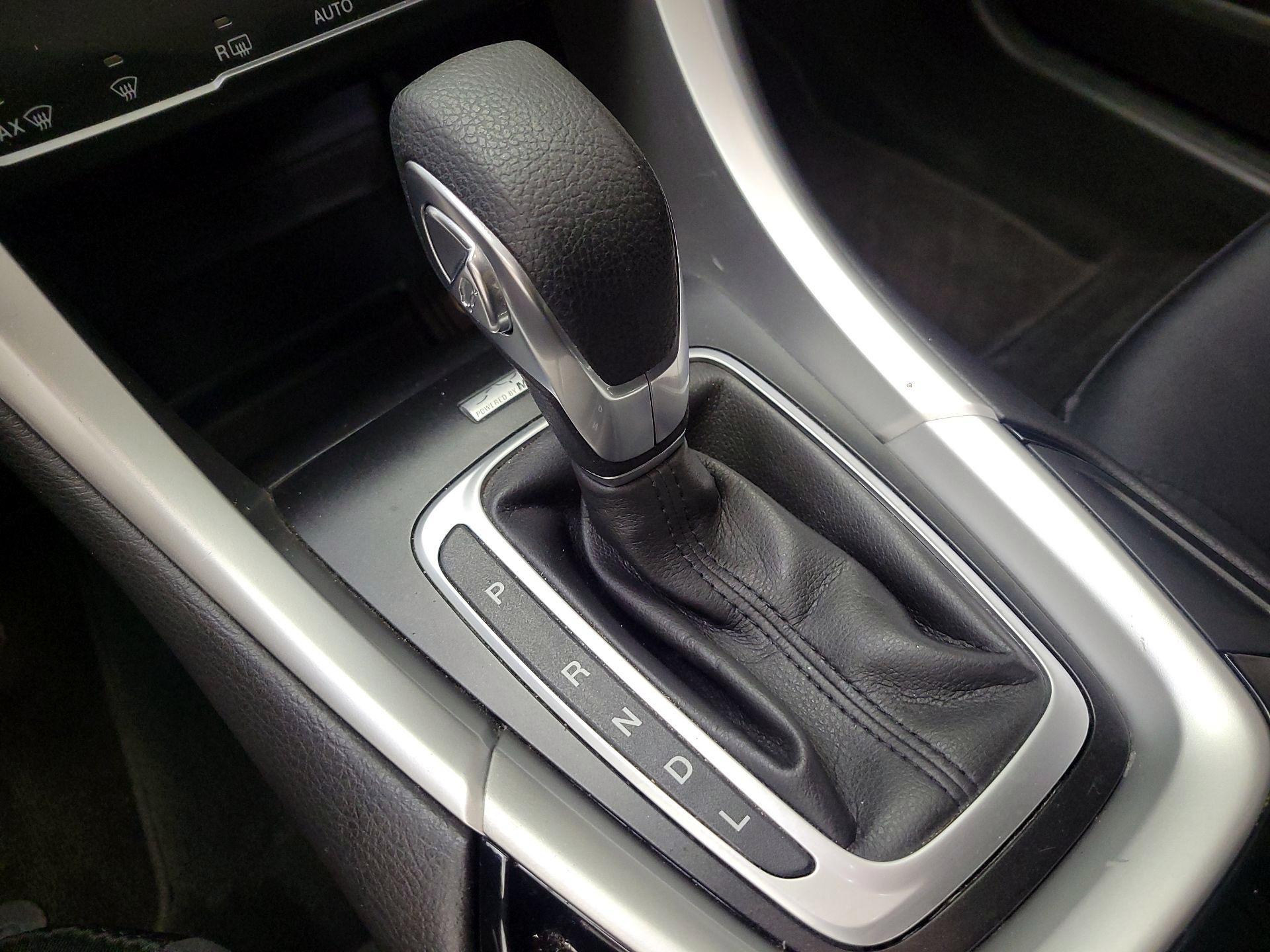 Thumbnail: 2014 Ford Fusion - 17