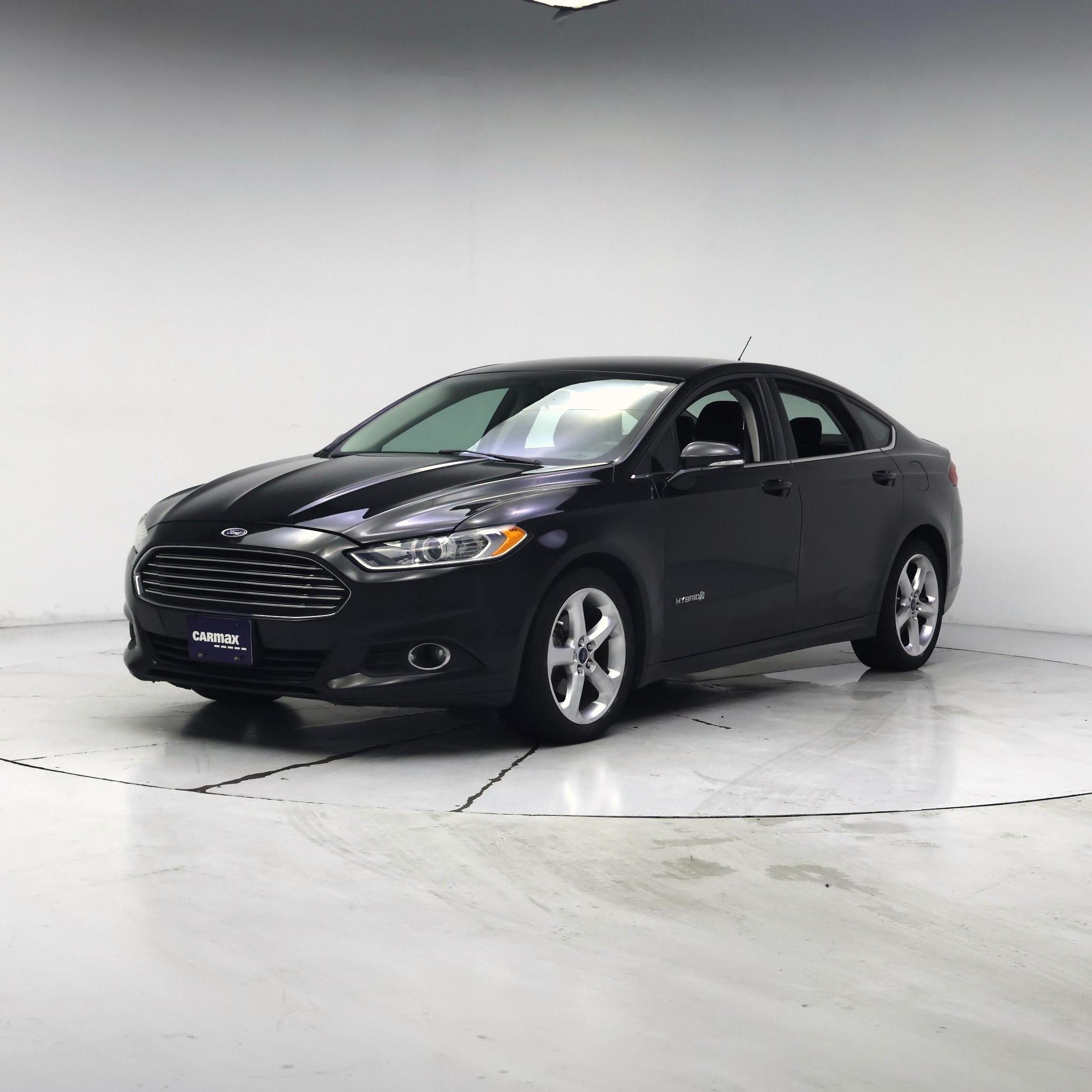 Thumbnail: 2014 Ford Fusion - 4