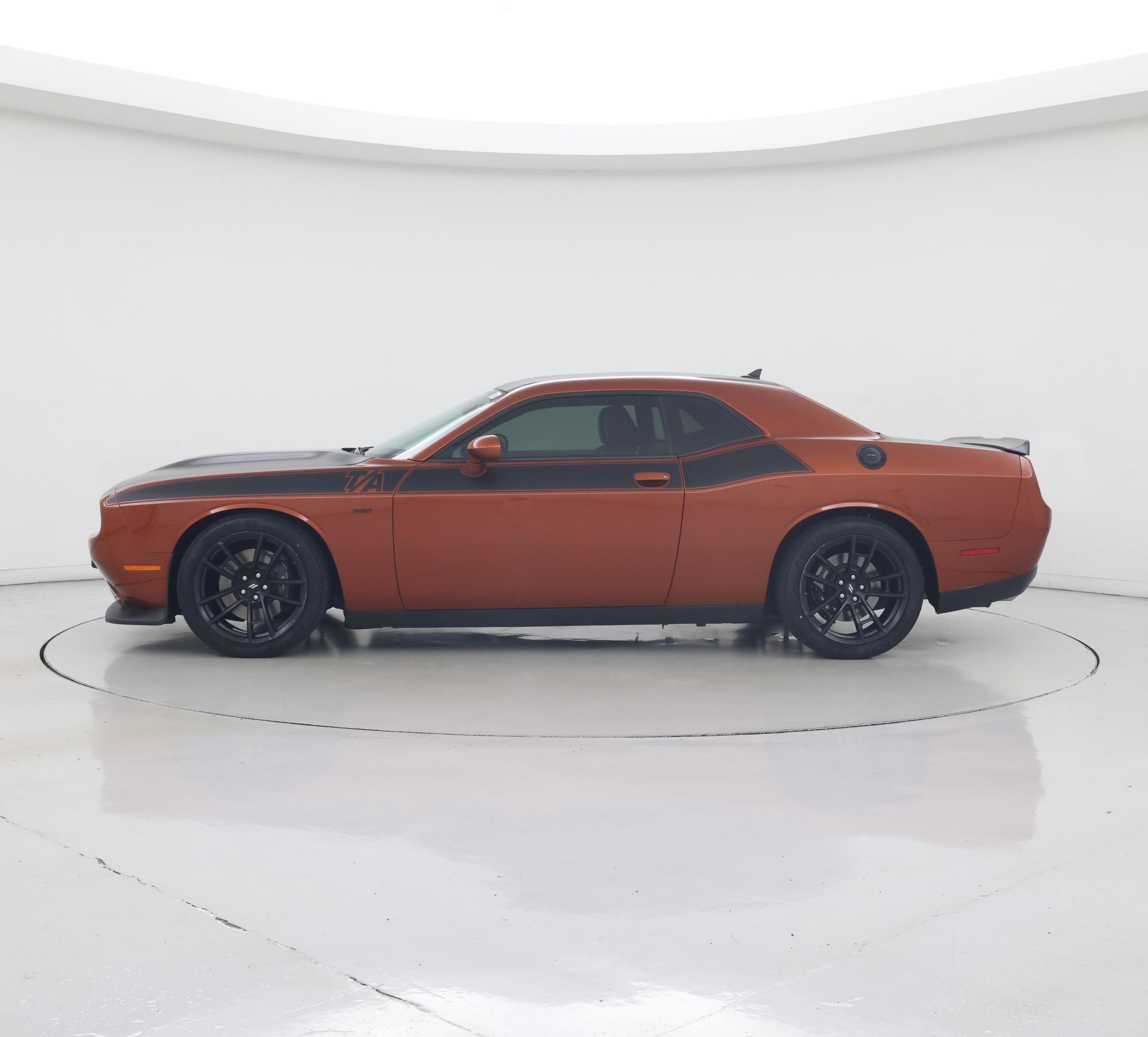 Thumbnail: 2022 Dodge Challenger - 3