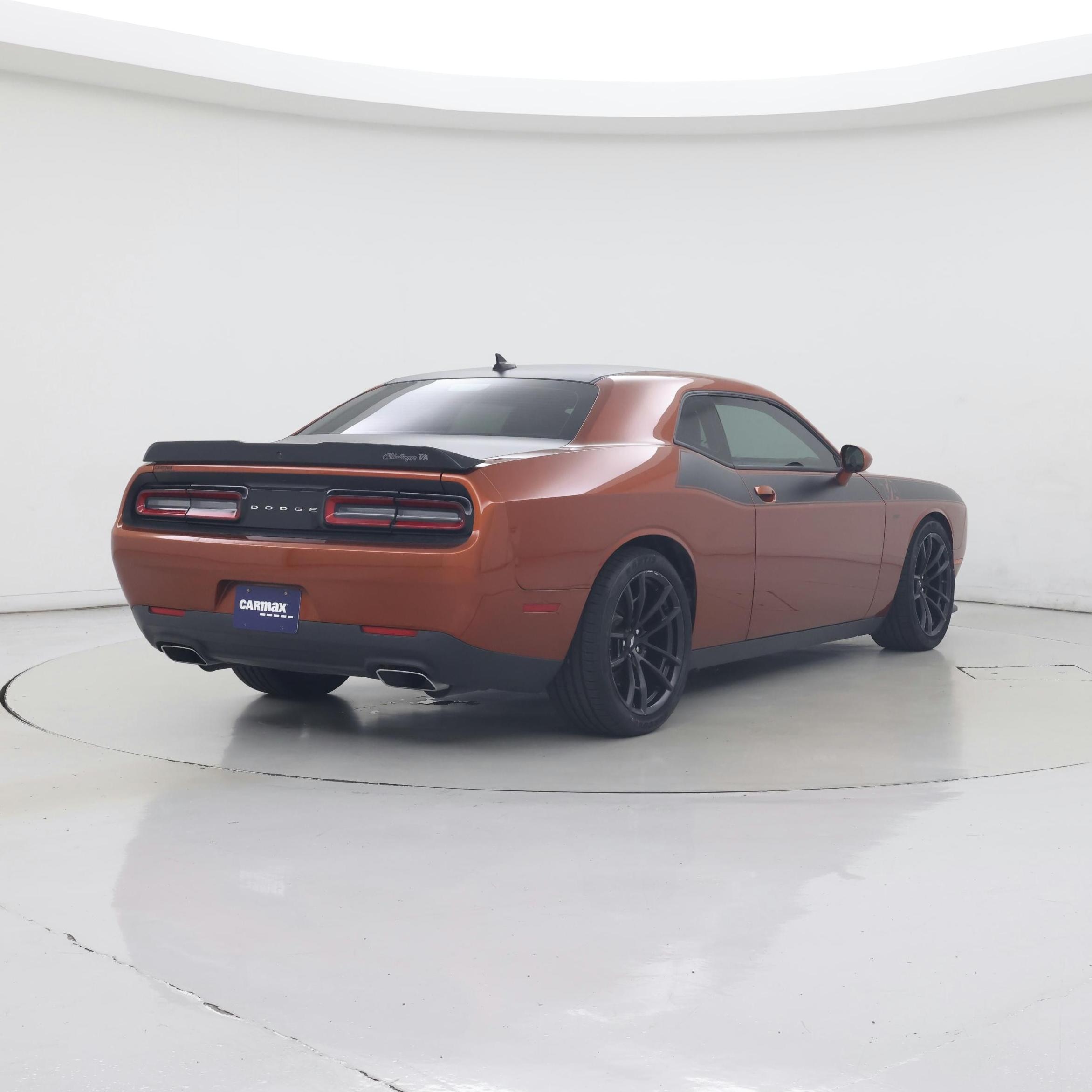 Thumbnail: 2022 Dodge Challenger - 8