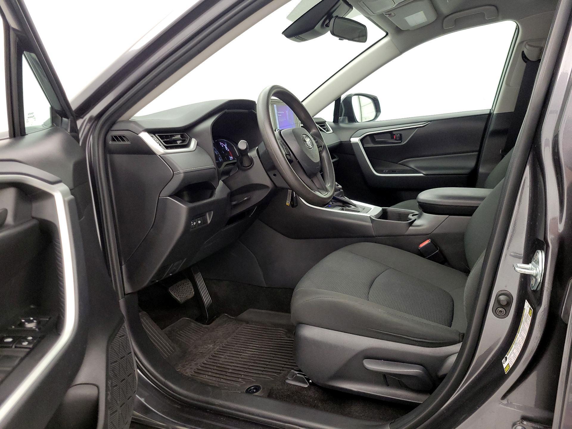 Thumbnail: 2024 Toyota RAV4 - 11