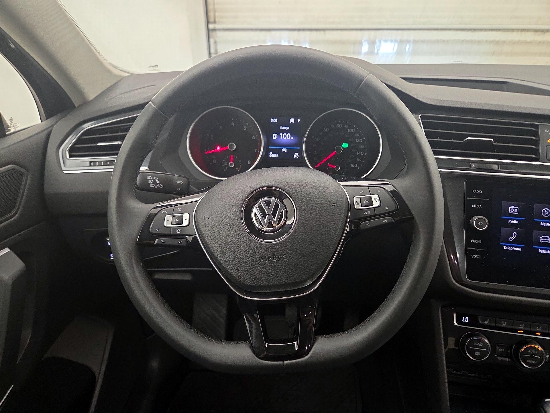 Thumbnail: 2020 Volkswagen Tiguan - 10