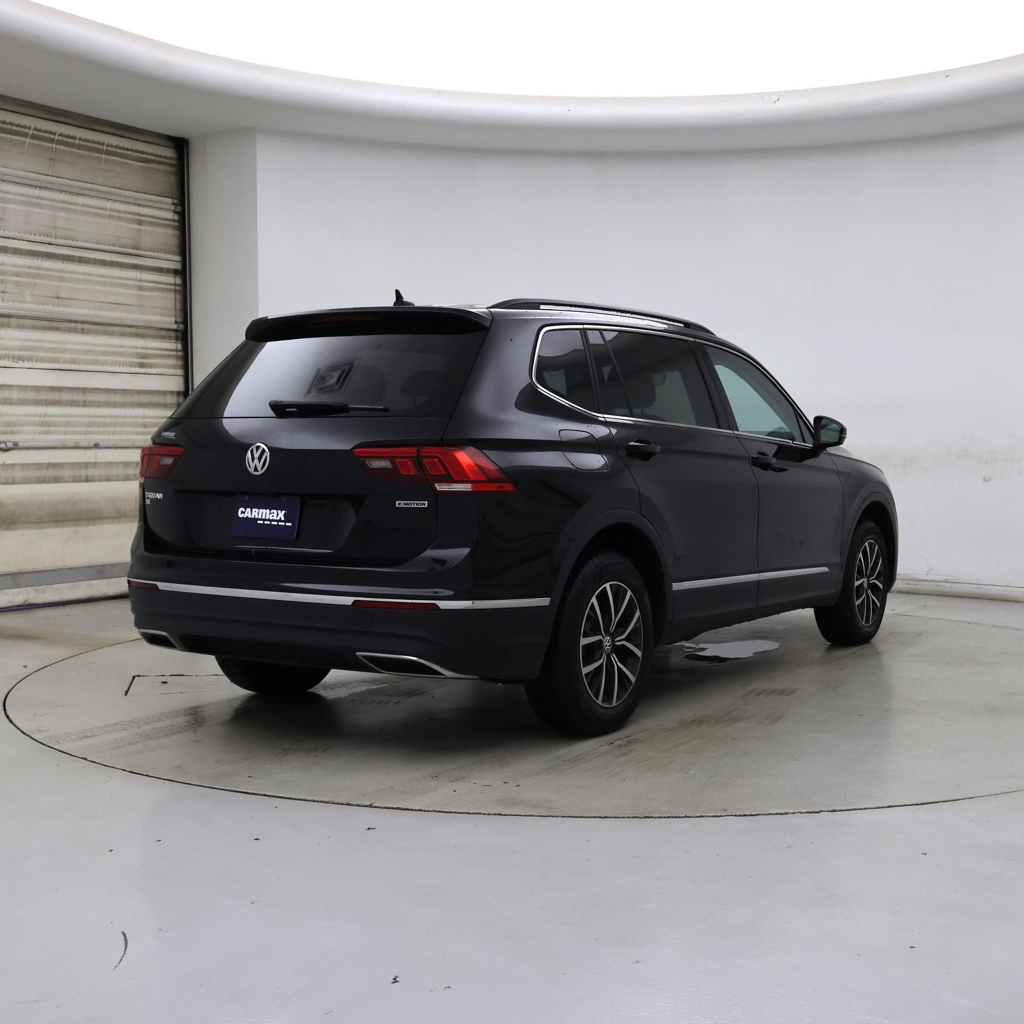 Thumbnail: 2020 Volkswagen Tiguan - 8