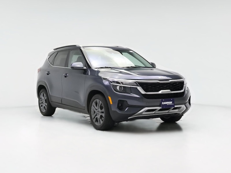 2022 Kia Seltos S -
                  Kenosha, WI