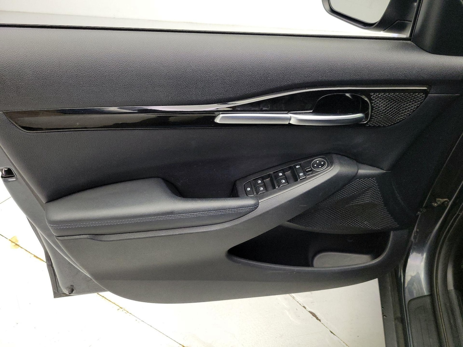 2022 Kia Seltos S - Photo 13