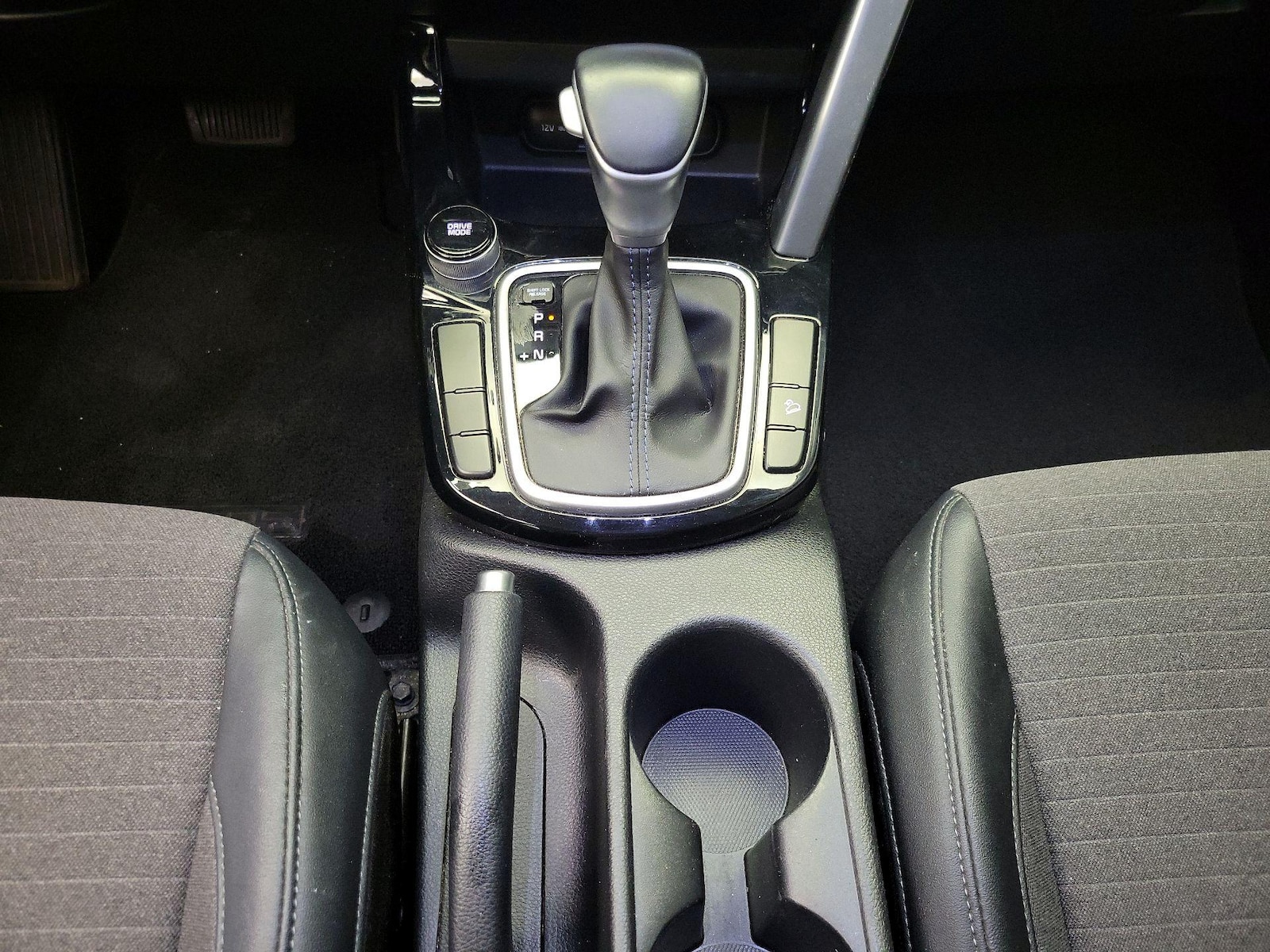 2022 Kia Seltos S - Photo 19
