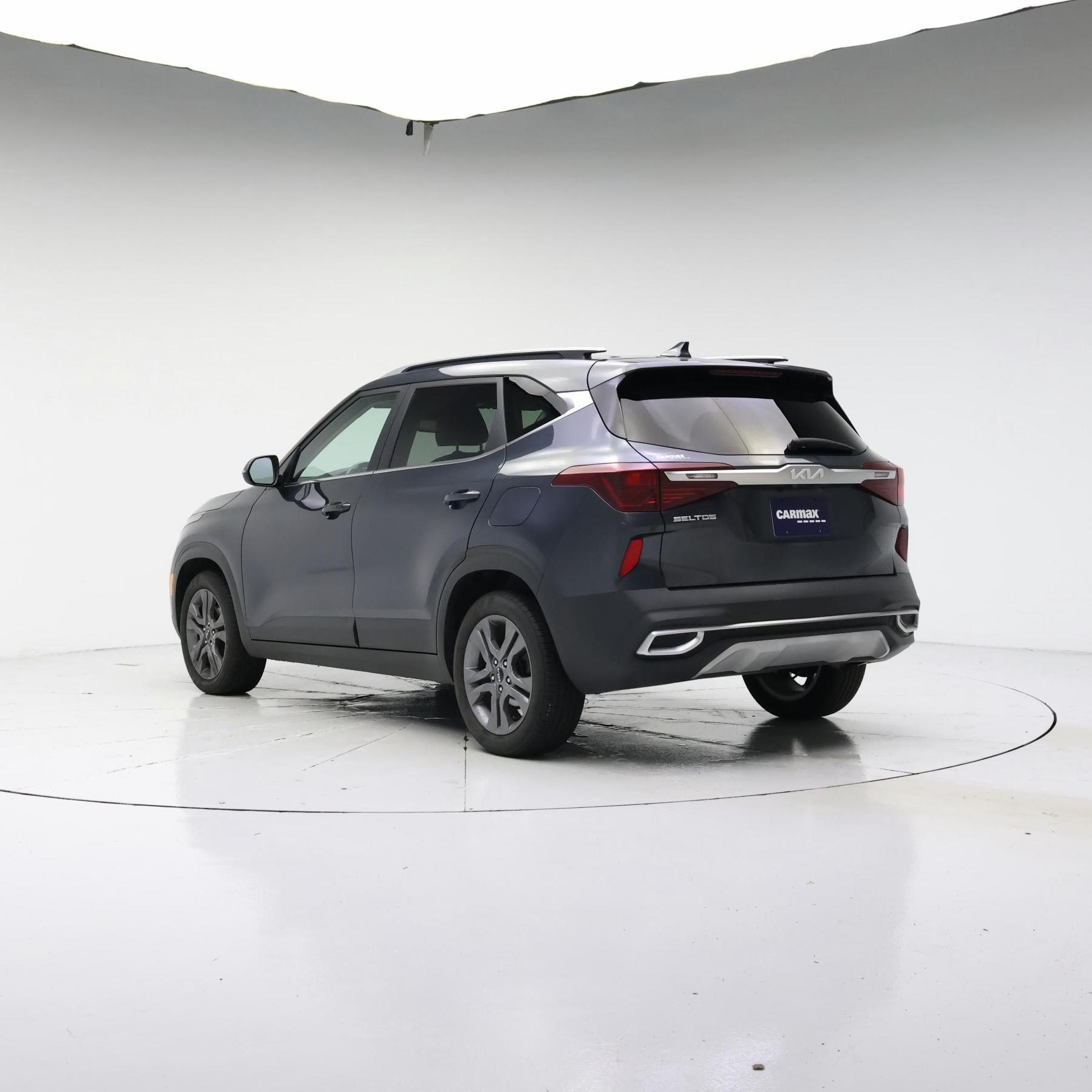 Thumbnail: 2022 Kia Seltos - 2