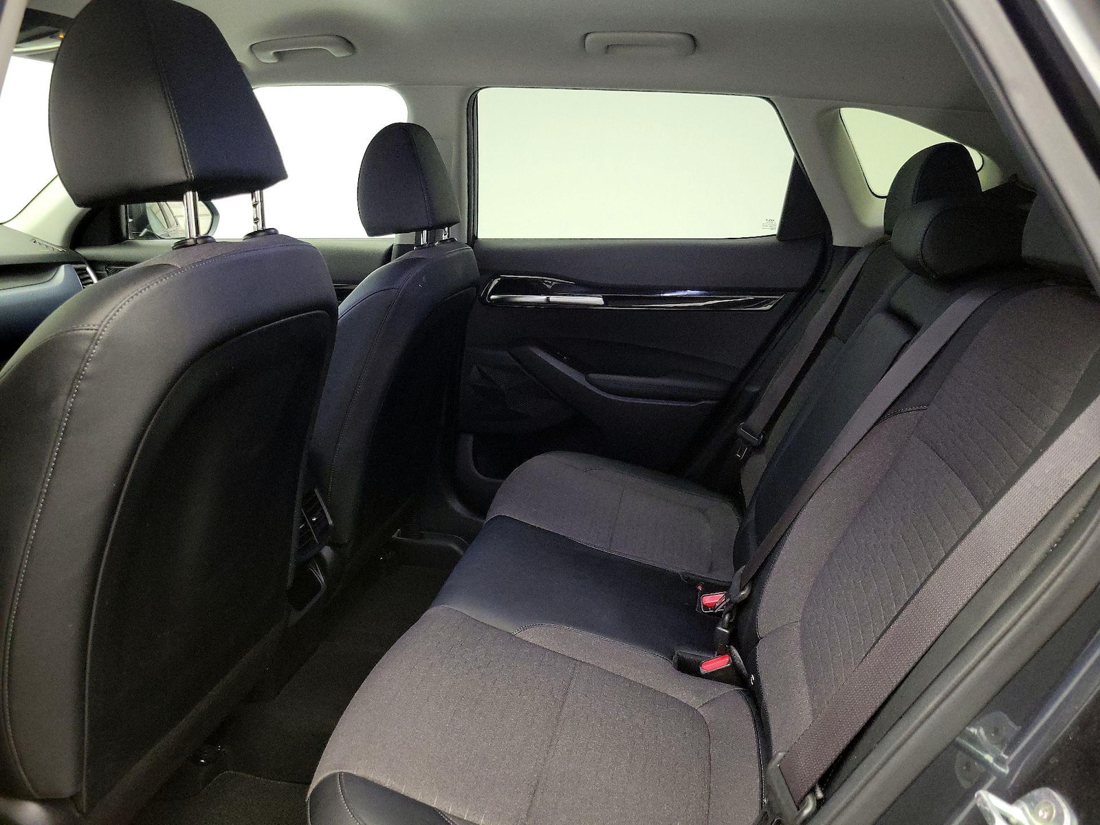 2022 Kia Seltos S - Photo 21