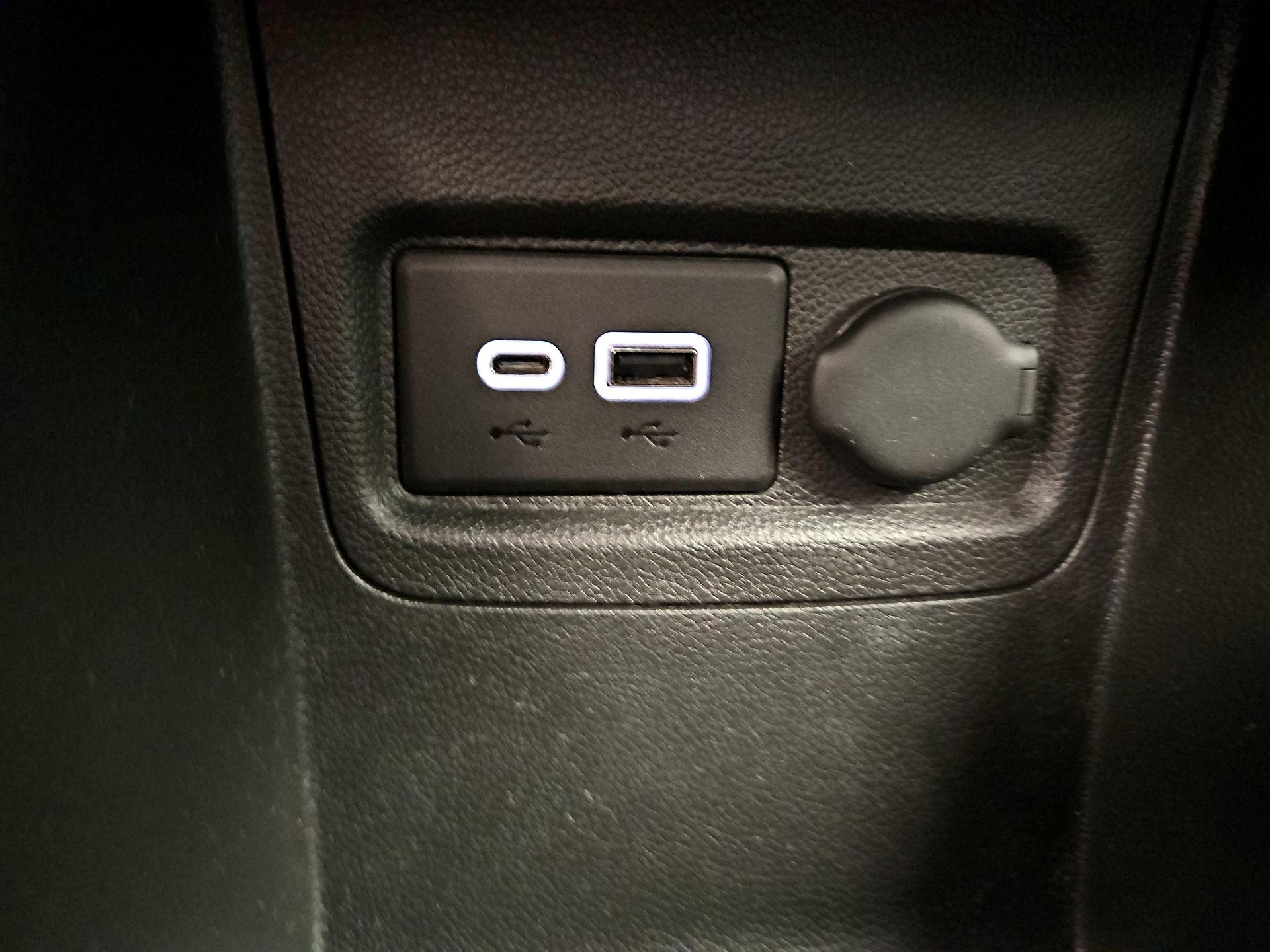 Thumbnail: 2020 Chevrolet Spark - 18