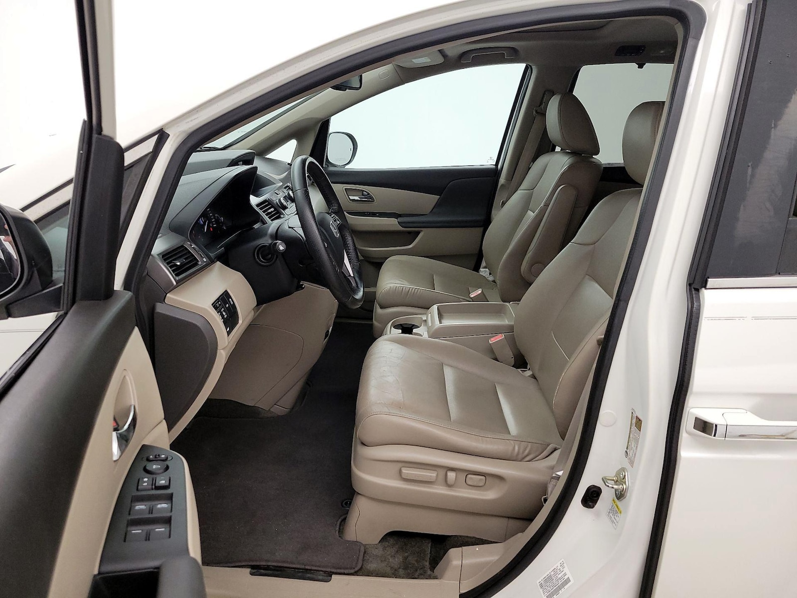 2015 Honda Odyssey EX-L - Photo 12