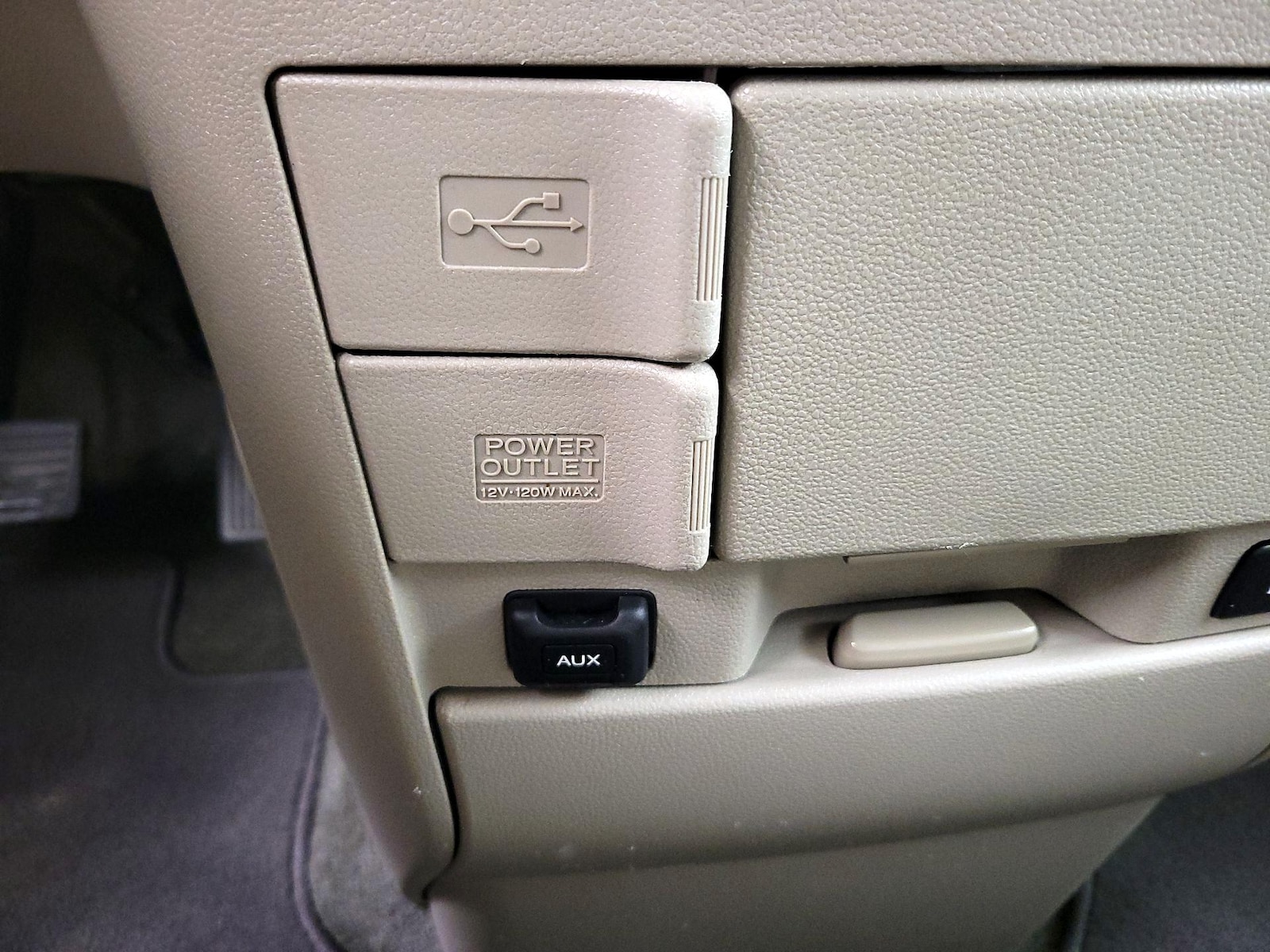 2015 Honda Odyssey EX-L - Photo 19
