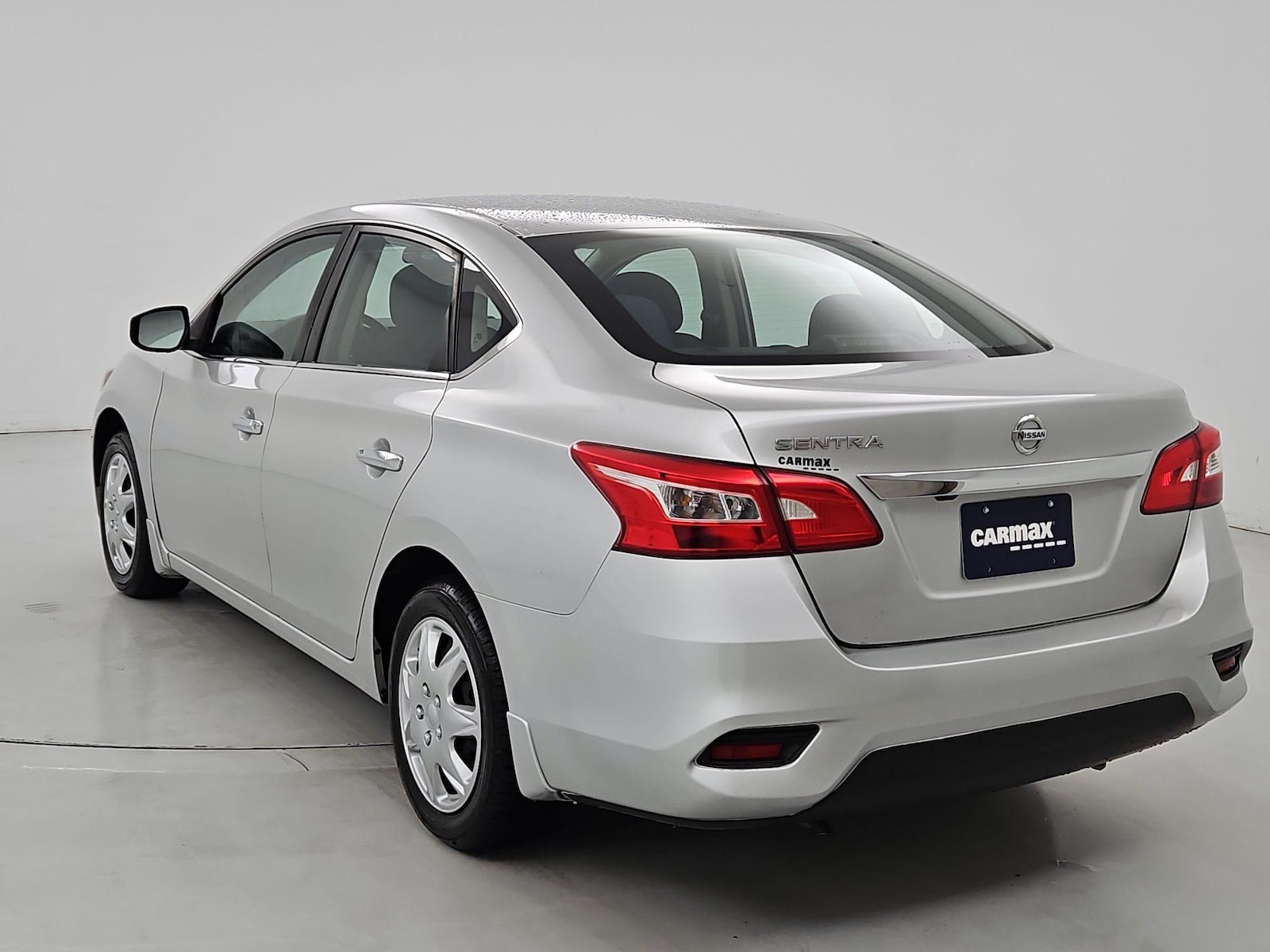 2019 Nissan Sentra S - Photo 7