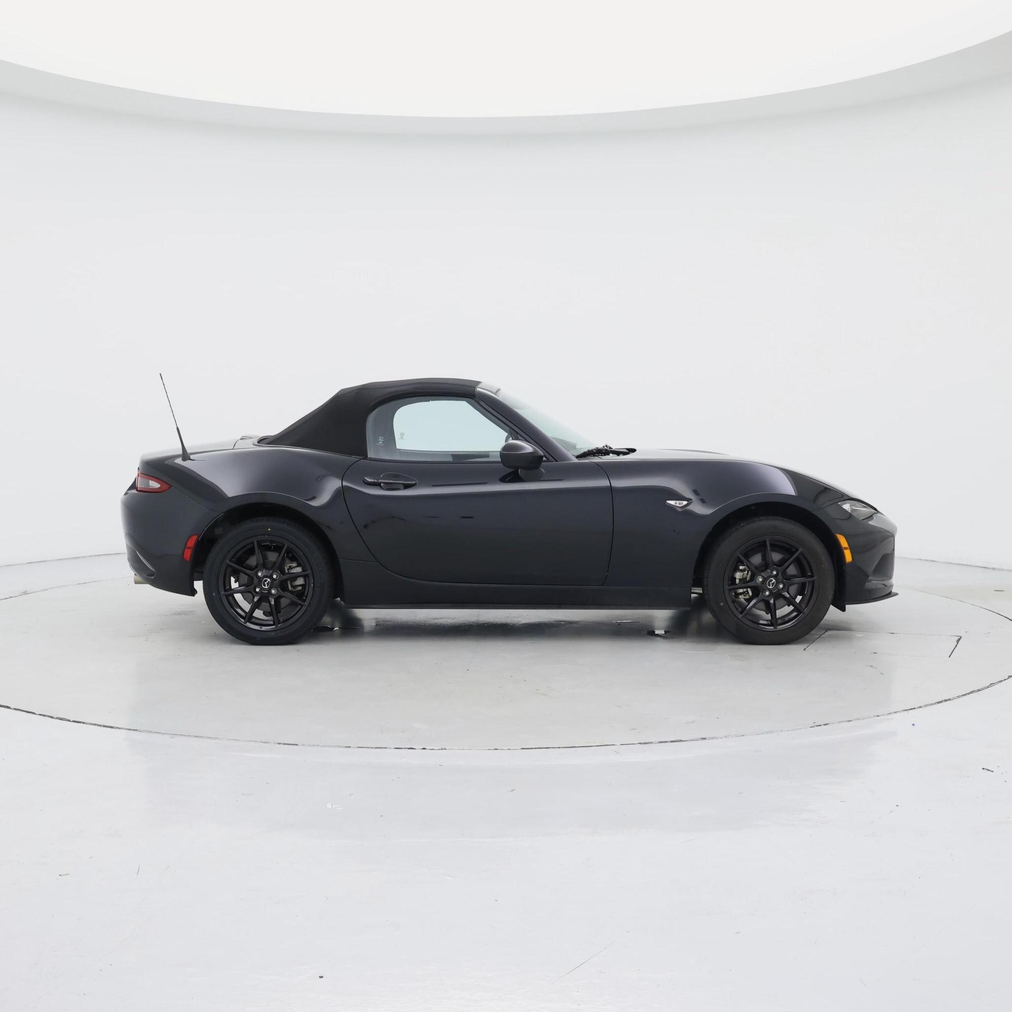 Thumbnail: 2023 Mazda MX-5 Miata - 7