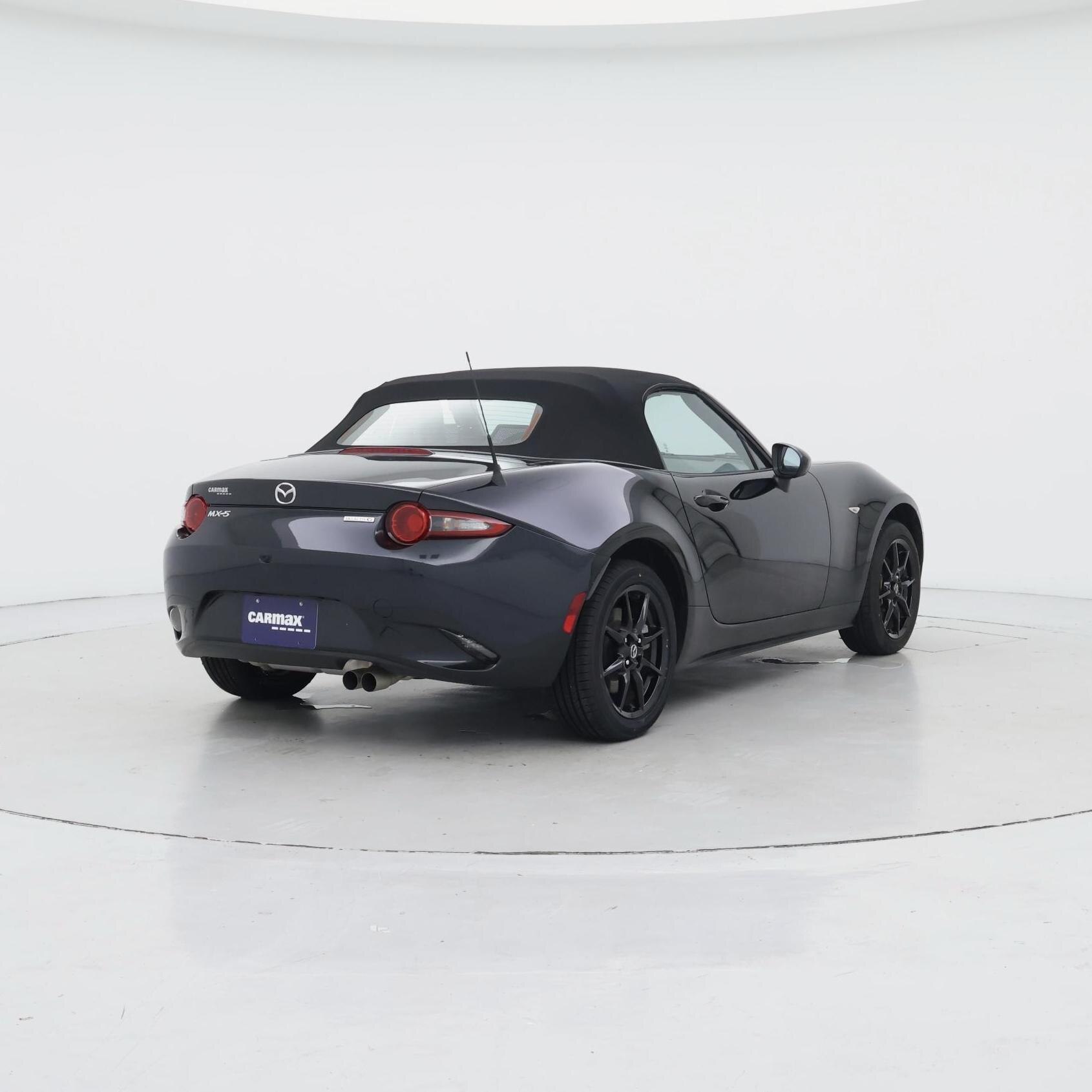 Thumbnail: 2023 Mazda MX-5 Miata - 8