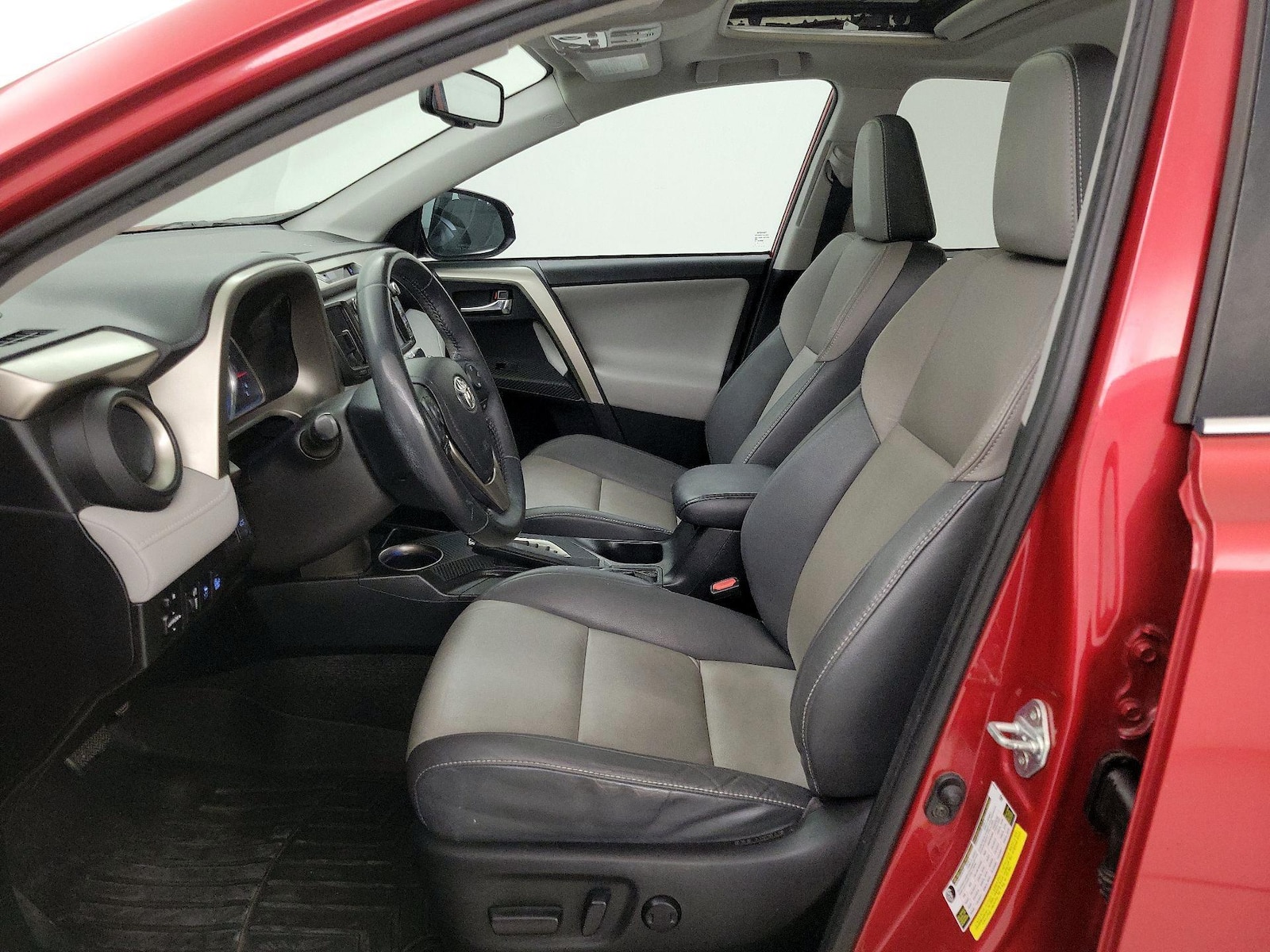 2015 Toyota RAV4 Limited - Photo 12