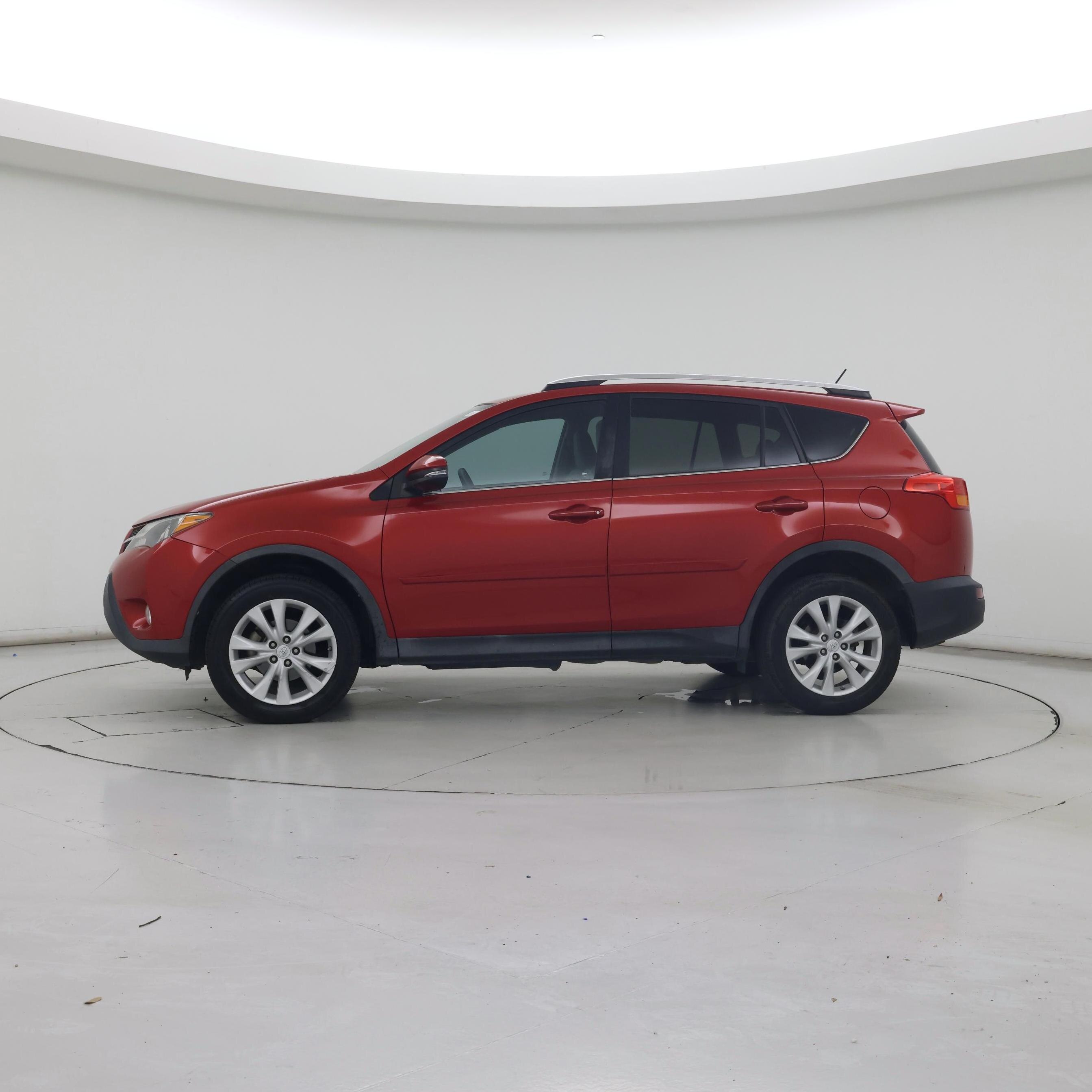 Thumbnail: 2015 Toyota RAV4 - 3