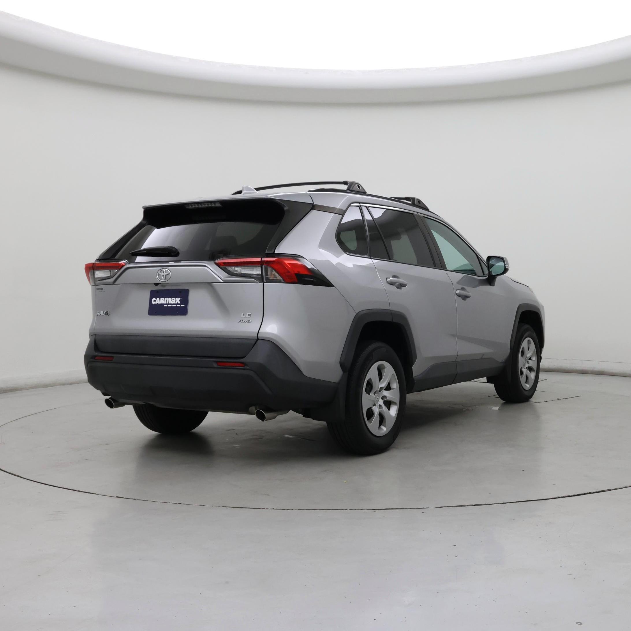 Thumbnail: 2021 Toyota RAV4 - 8