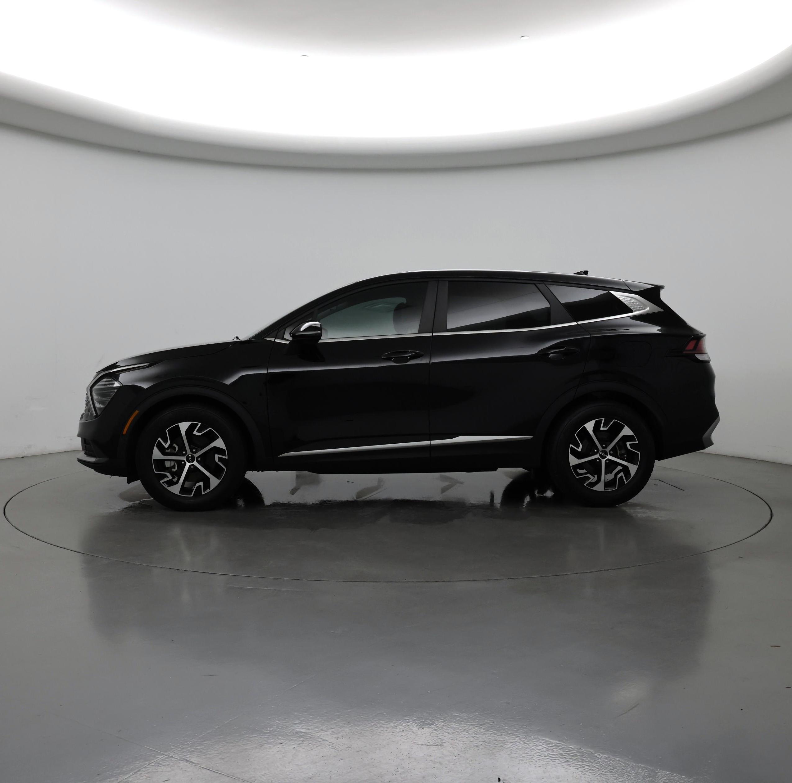 Thumbnail: 2024 Kia Sportage - 3