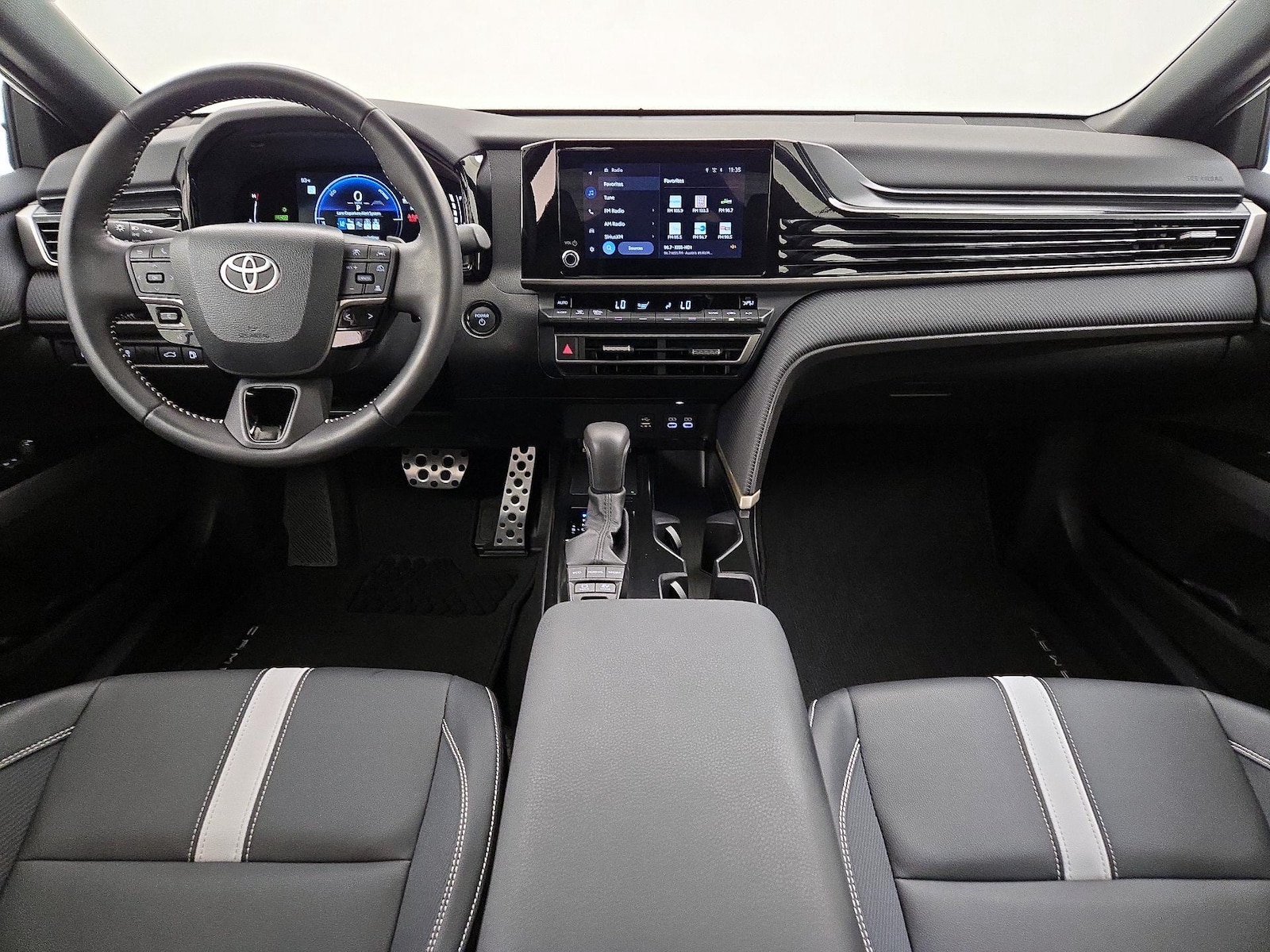 Apple CarPlay® & Android Auto™