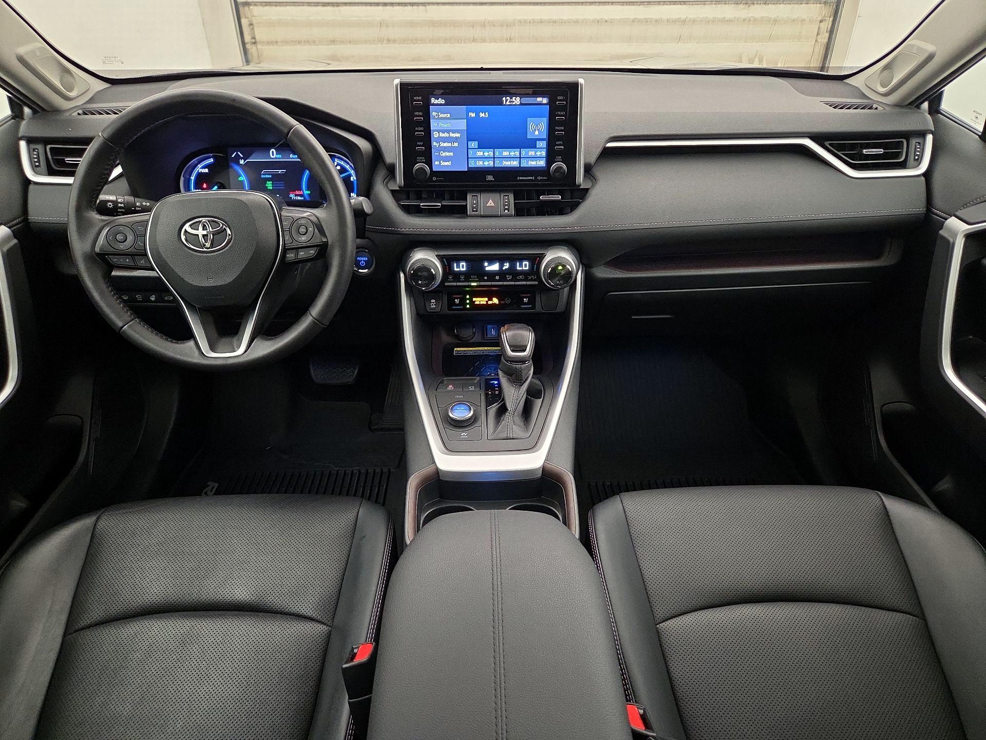 Thumbnail: 2021 Toyota RAV4 - 9
