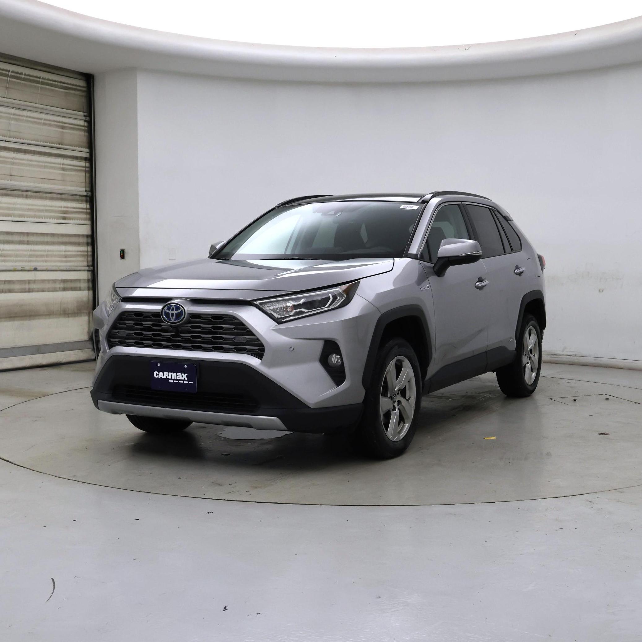 Thumbnail: 2021 Toyota RAV4 - 4