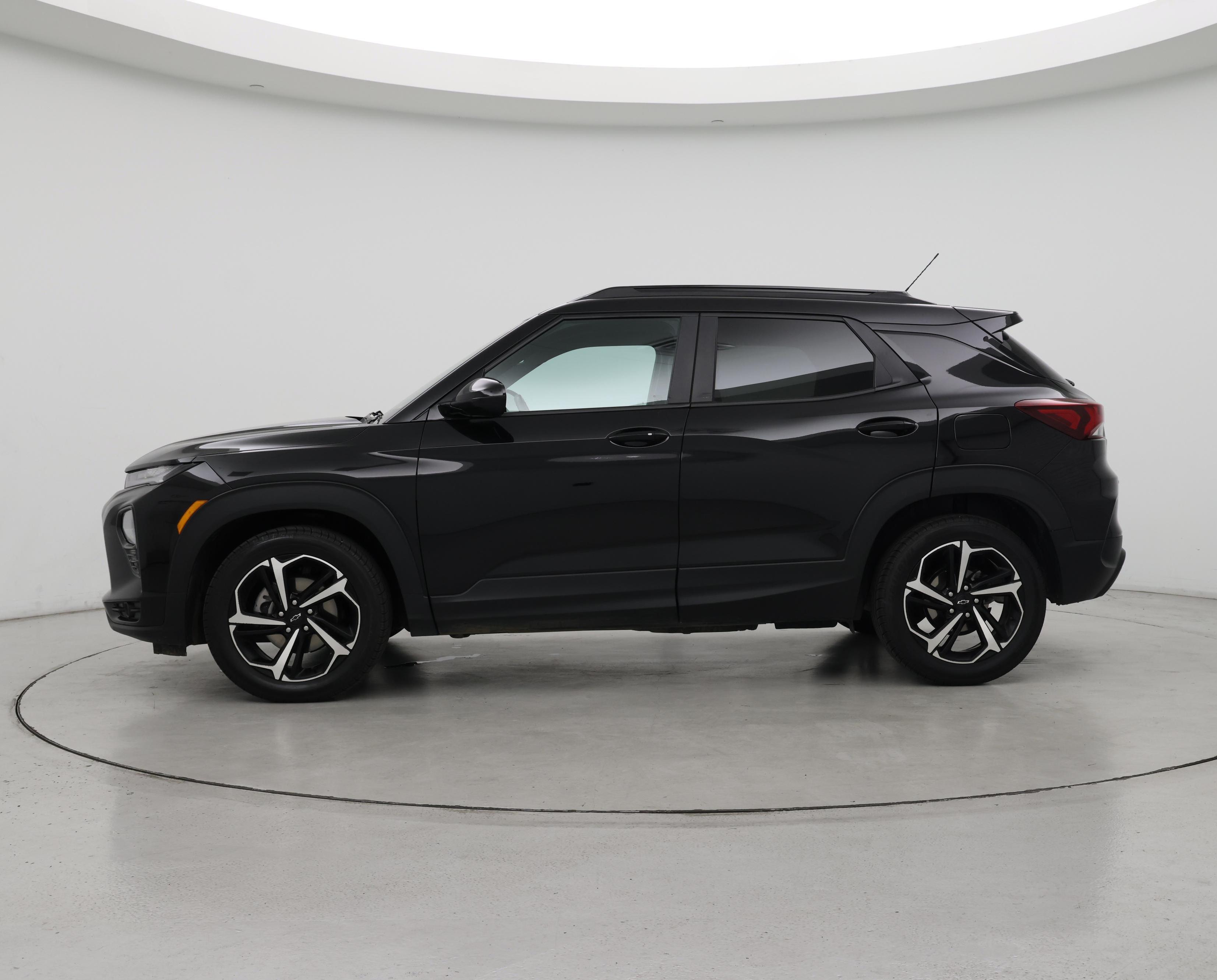 Thumbnail: 2022 Chevrolet TrailBlazer - 3