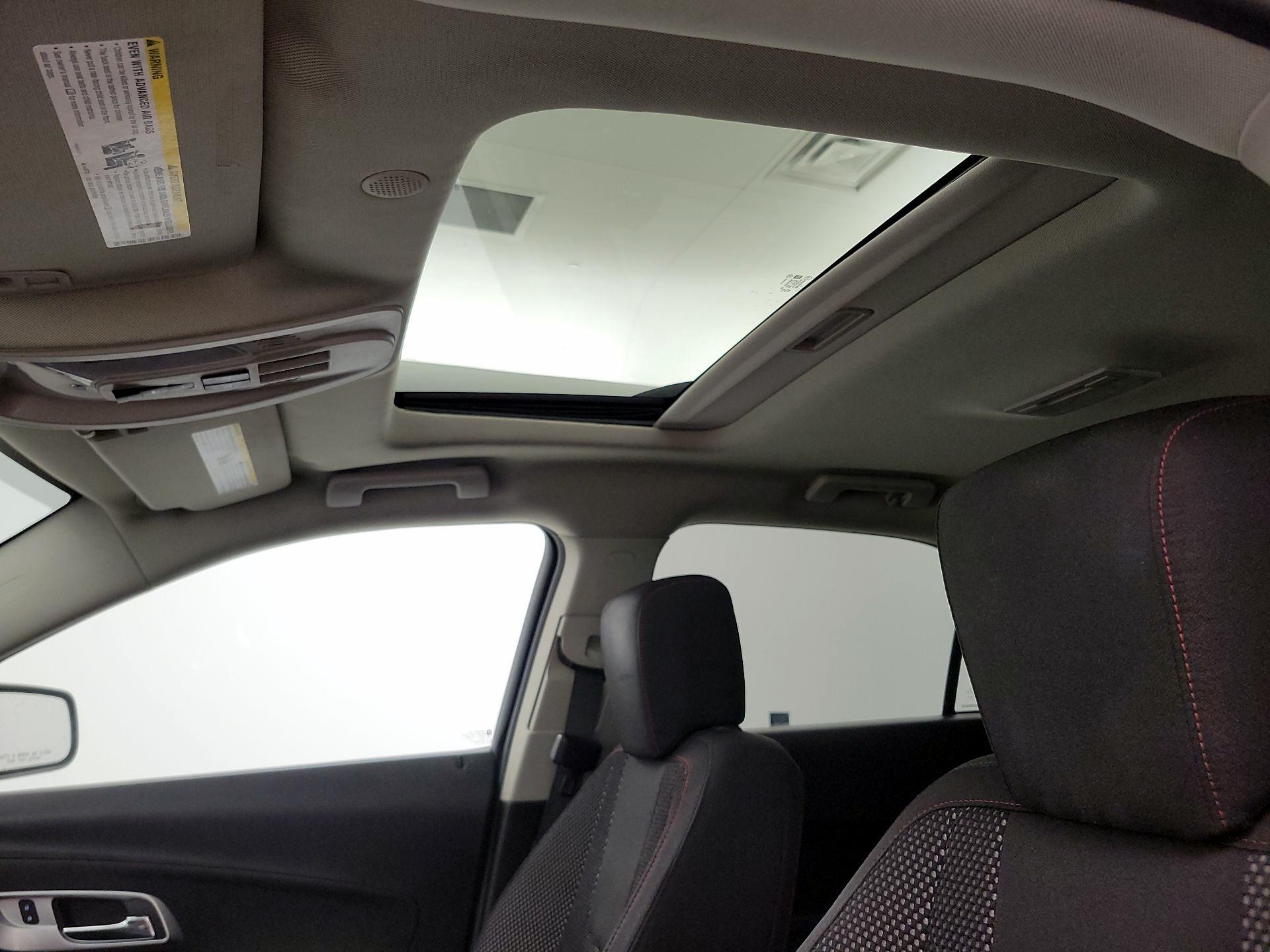 Thumbnail: 2015 Chevrolet Equinox - 18