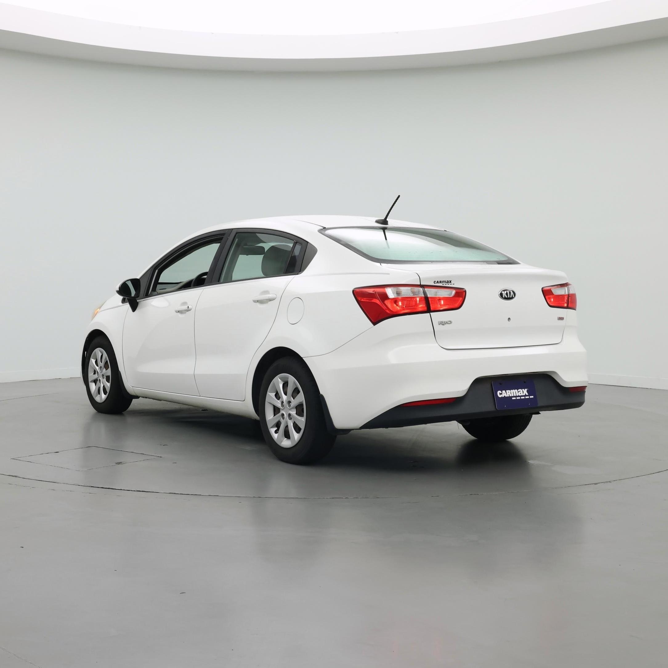 Thumbnail: 2017 Kia Rio - 2