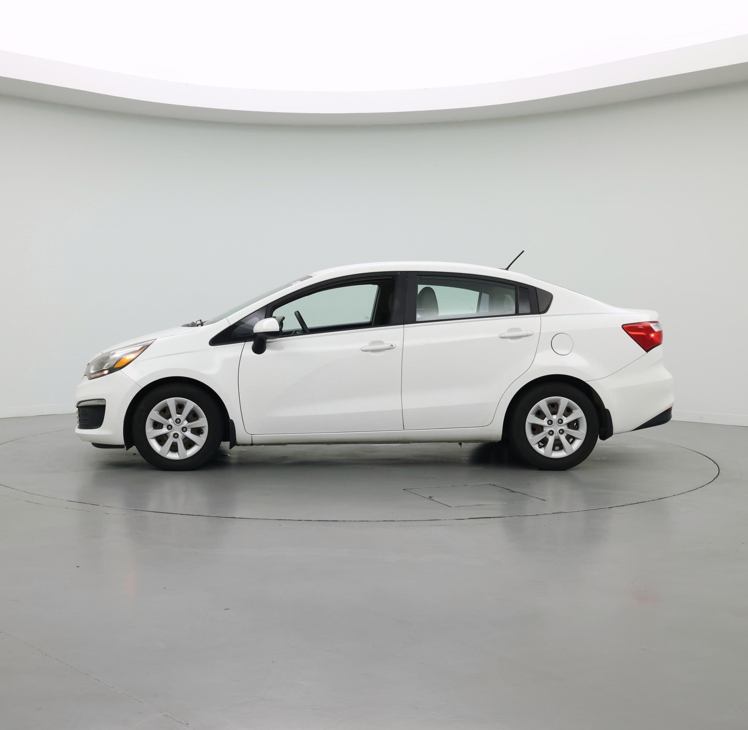 Thumbnail: 2017 Kia Rio - 3