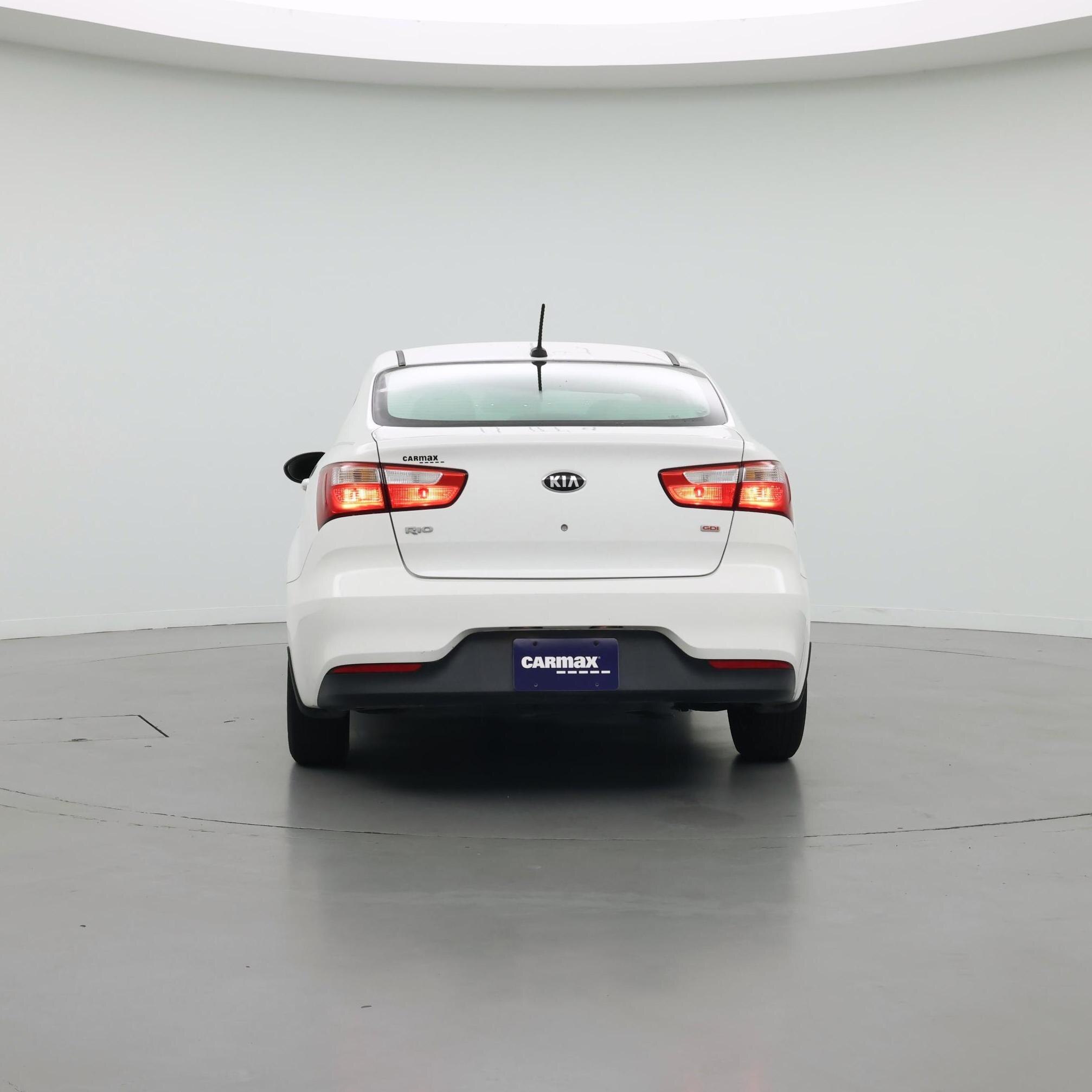 Thumbnail: 2017 Kia Rio - 6