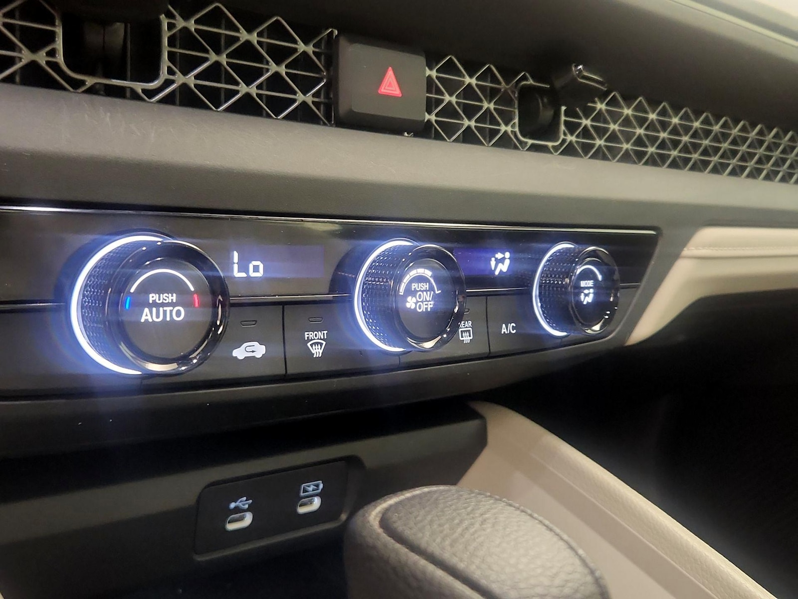 2025 Honda Accord LX - Photo 16