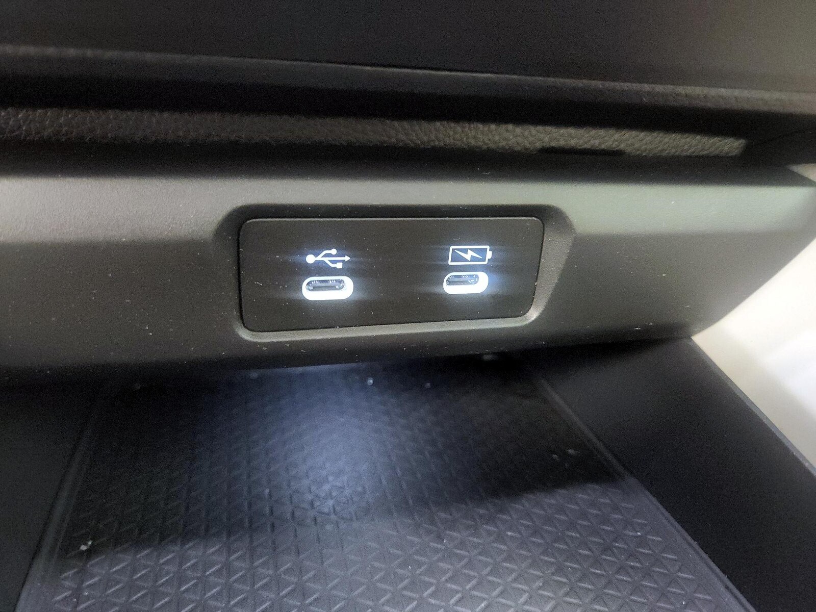 2025 Honda Accord LX - Photo 18