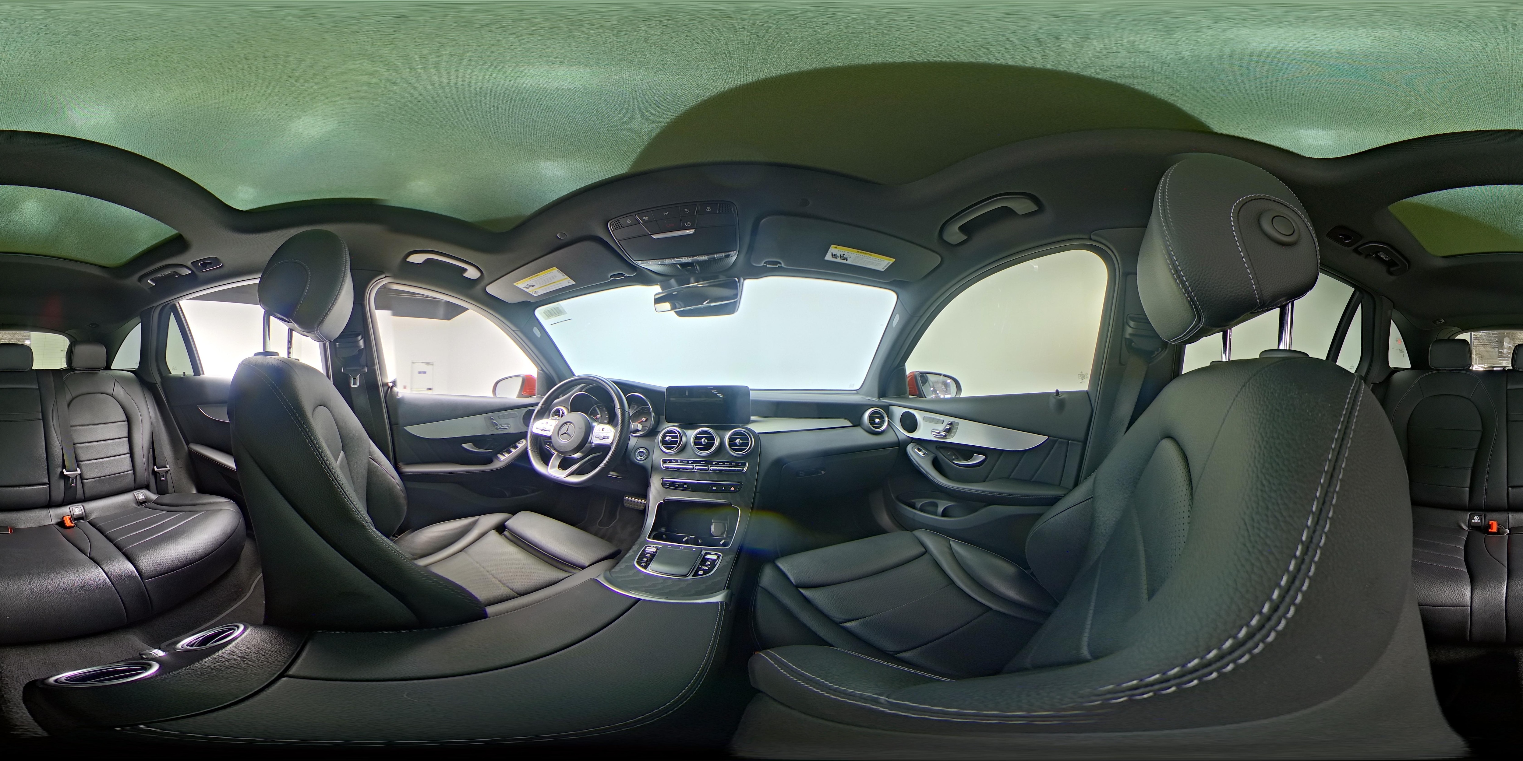 2022 Mercedes-Benz GLC GLC300 - Photo 25