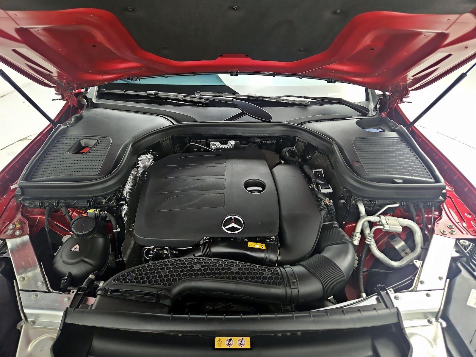 2022 Mercedes-Benz GLC GLC300 - Photo 23