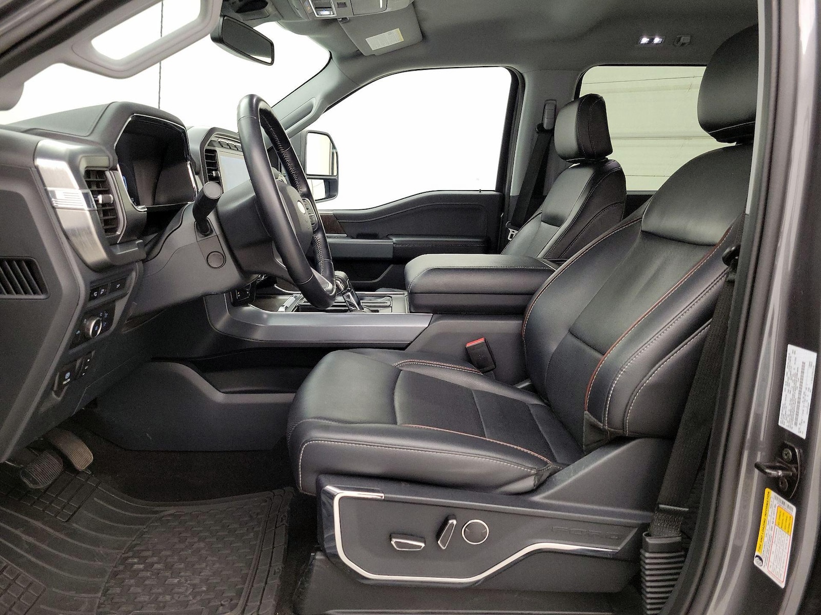 2023 Ford F-150 Lariat - Photo 12