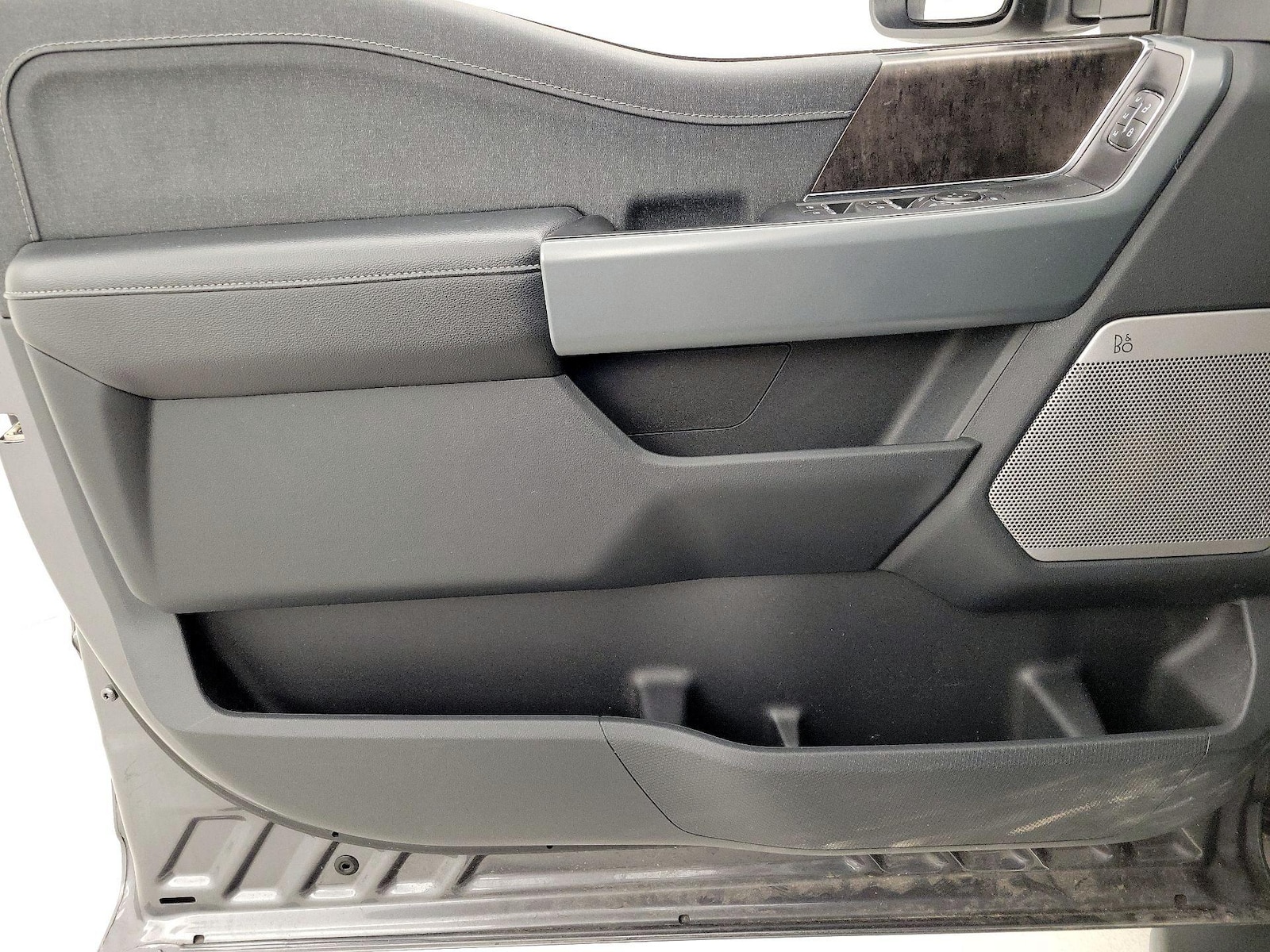 2023 Ford F-150 Lariat - Photo 13