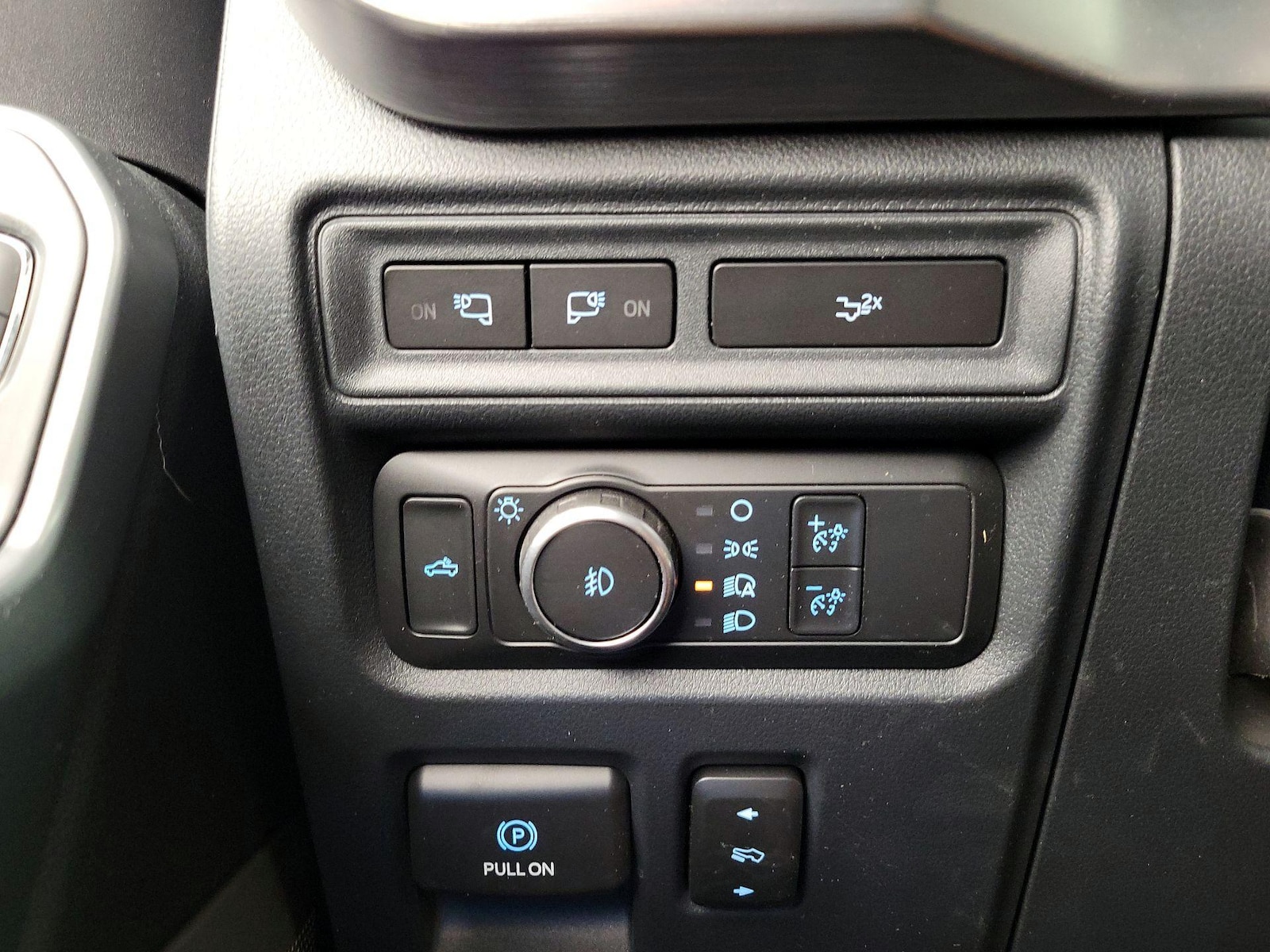 2023 Ford F-150 Lariat - Photo 14