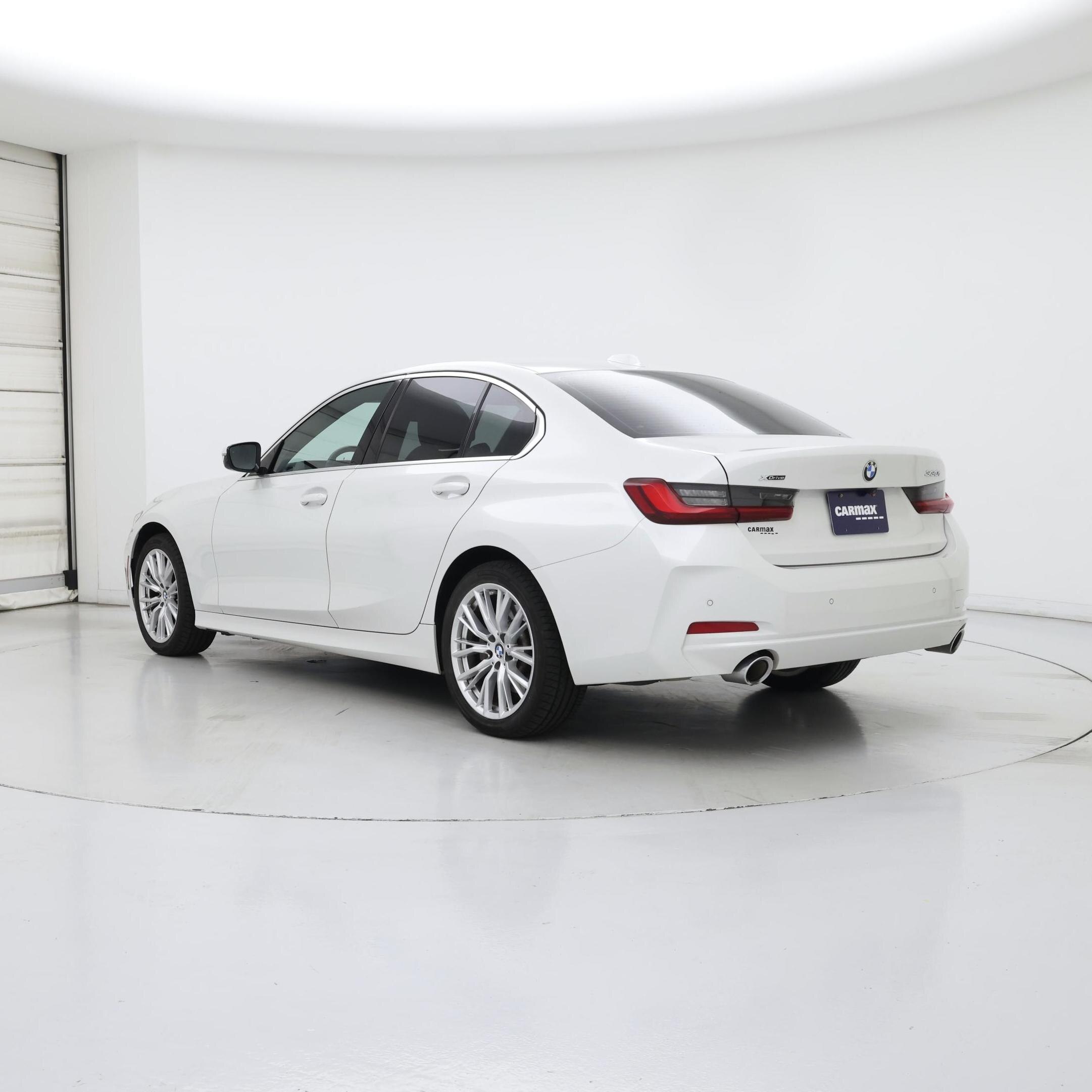 Thumbnail: 2024 BMW 3 Series - 2