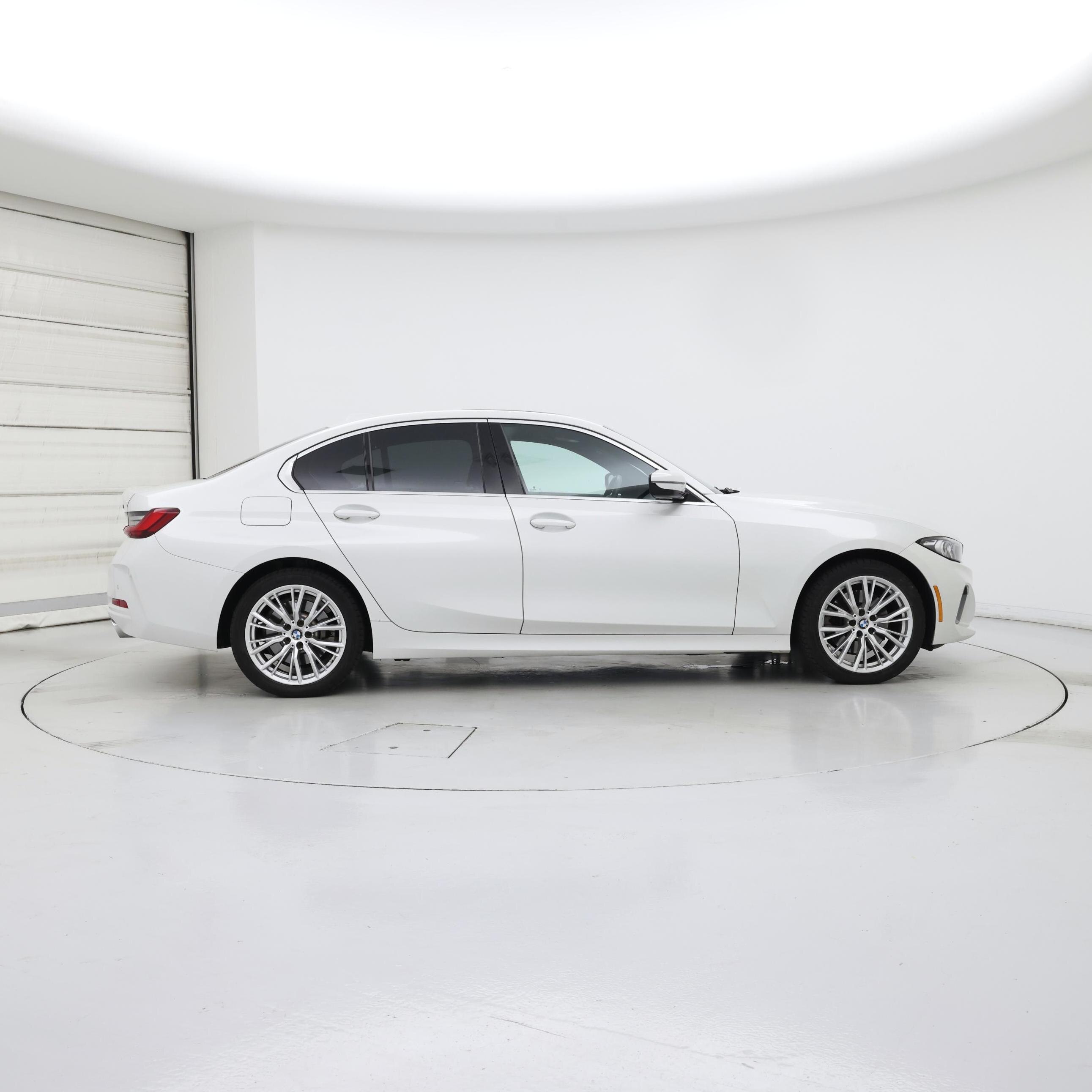 Thumbnail: 2024 BMW 3 Series - 7