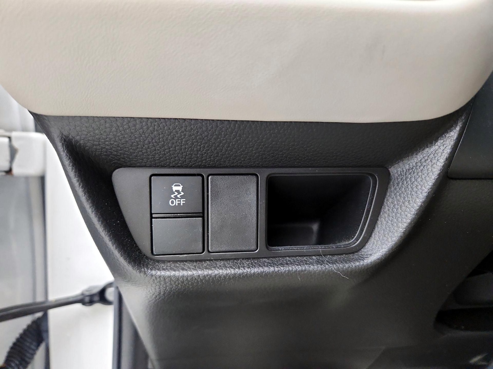 2023 Honda HR-V EX-L - Photo 14