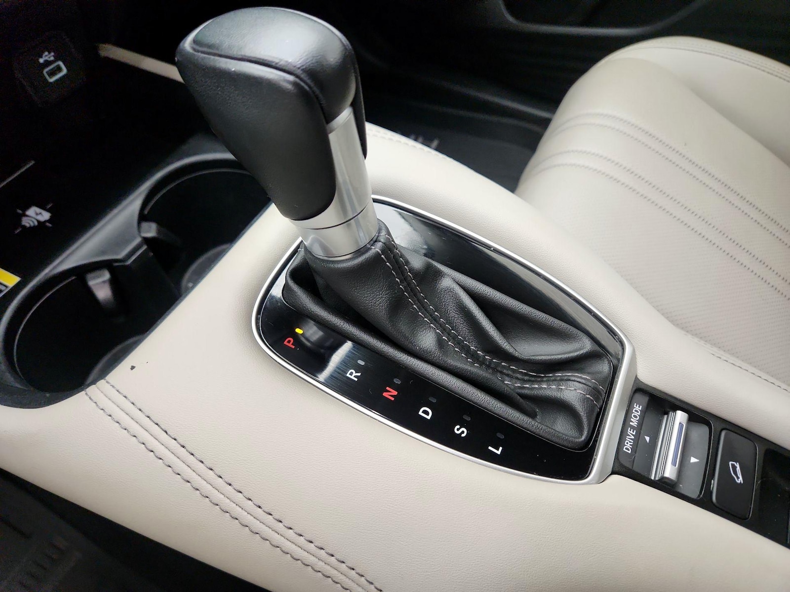 2023 Honda HR-V EX-L - Photo 18