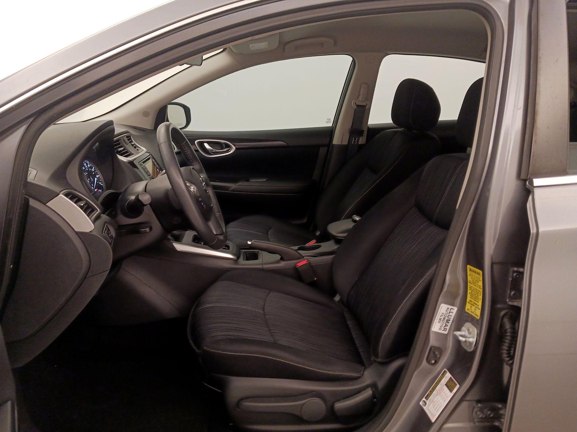 Thumbnail: 2017 Nissan Sentra - 11