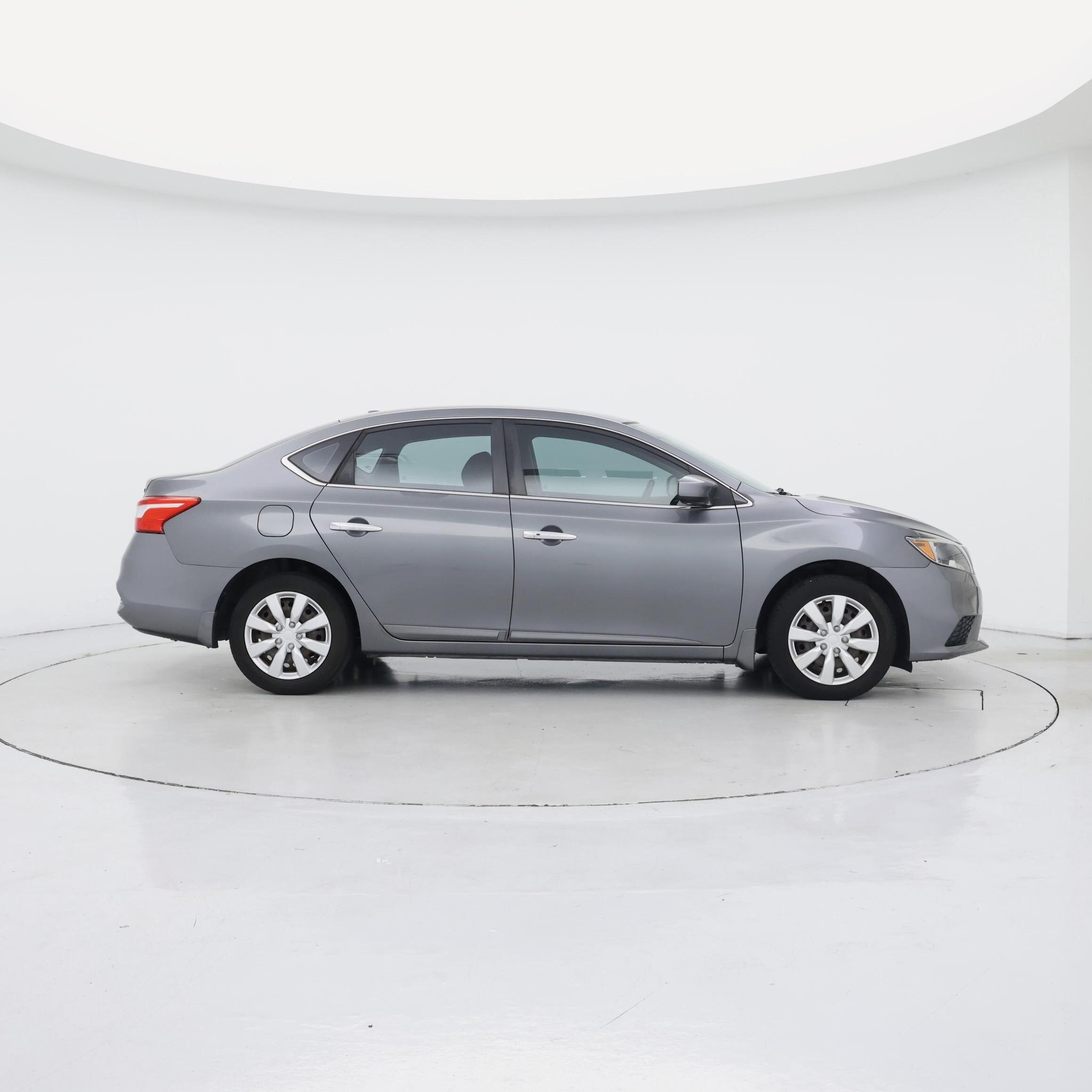 Thumbnail: 2017 Nissan Sentra - 7